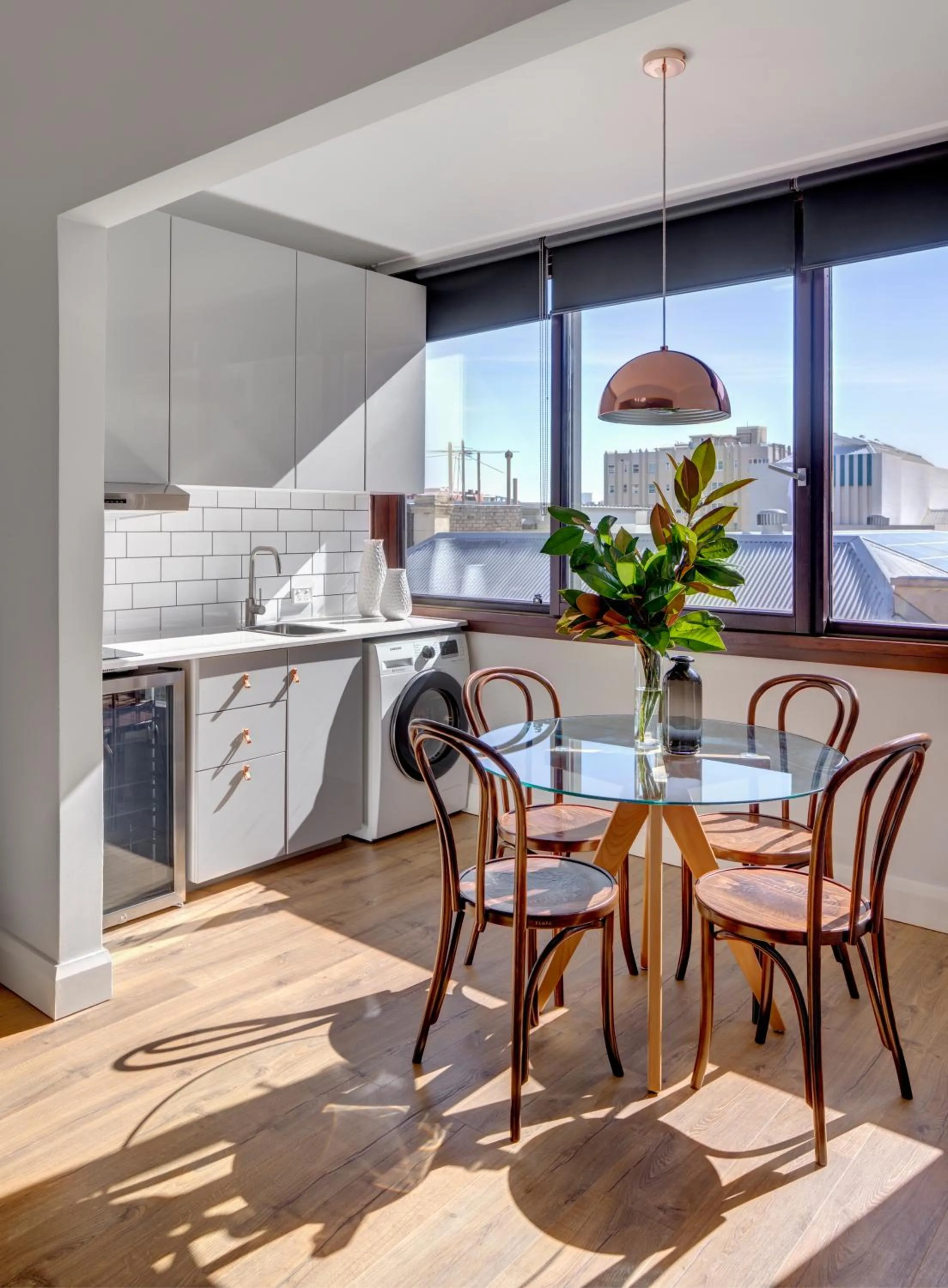Kitchen or kitchenette in Regents Court Sydney