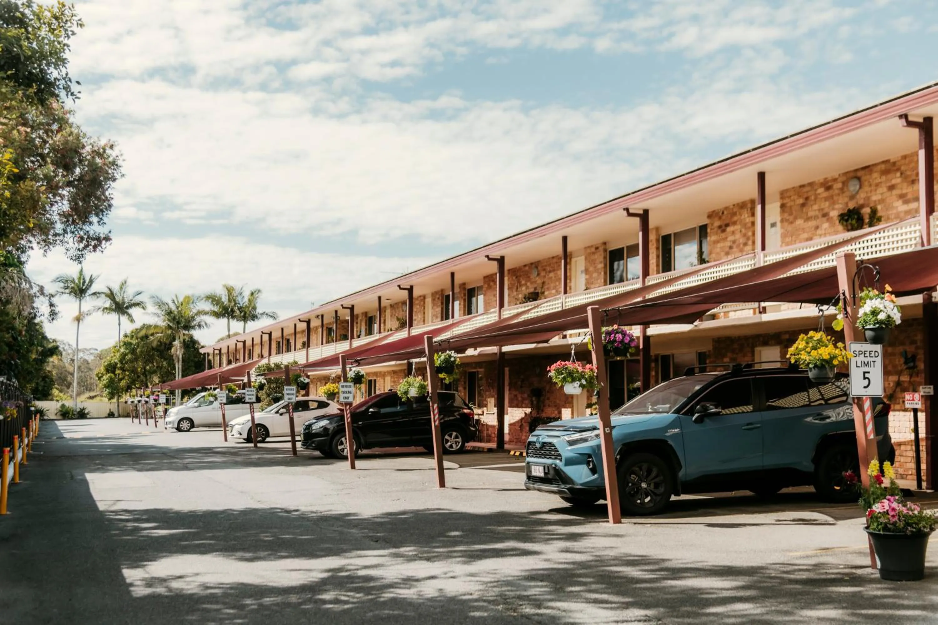 Kennedy Drive Boutique Motel - Close To City Centre & Airport