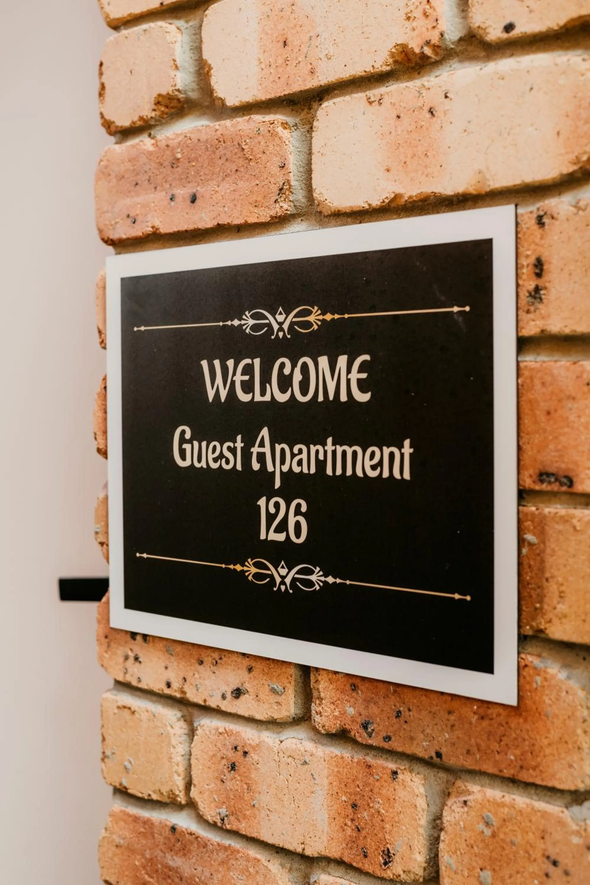 Kennedy Drive Boutique Motel - Close To City Centre & Airport