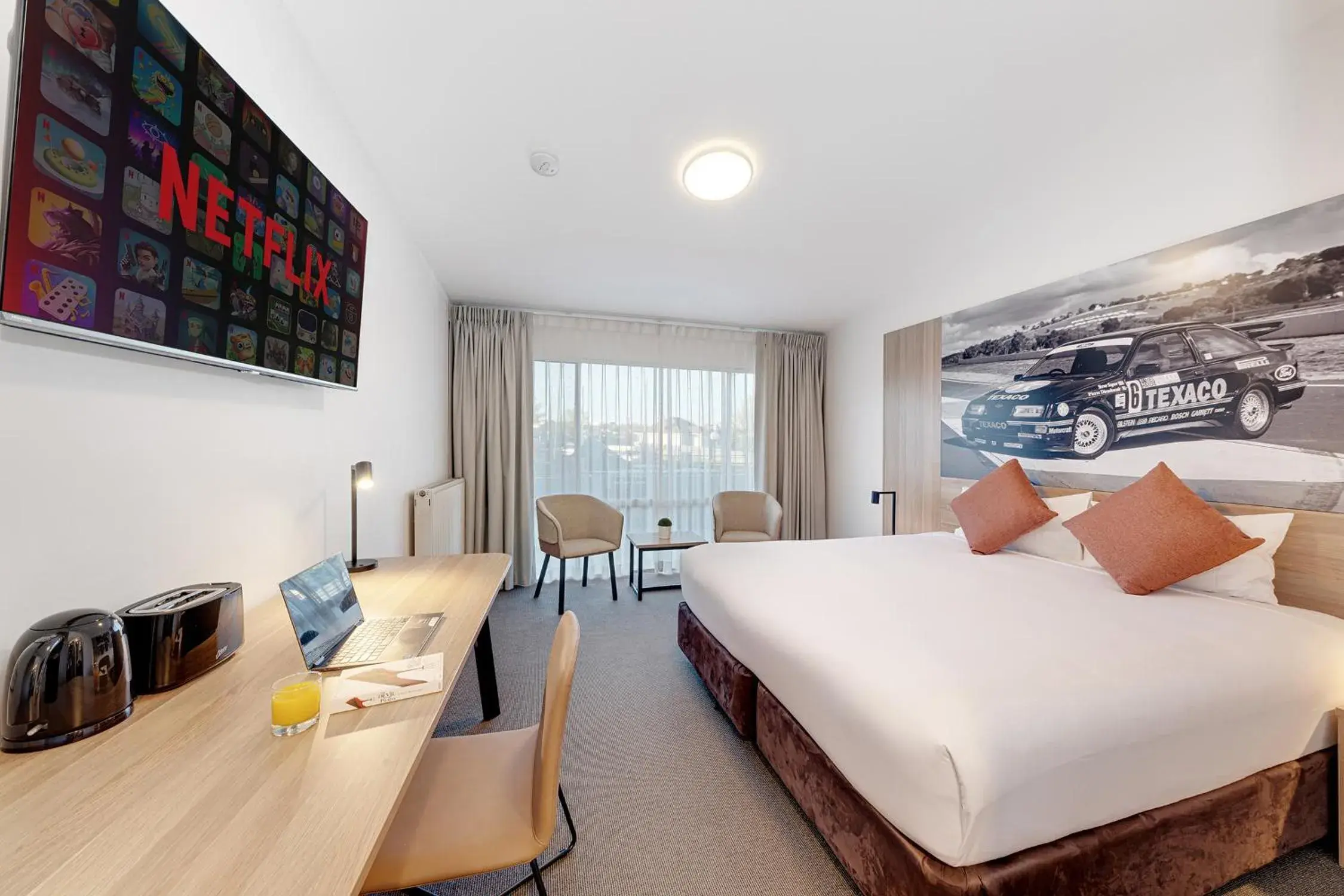 Littomore Hotel on Stewart, Bathurst Littomore Hotel on Stewart, Bathurst