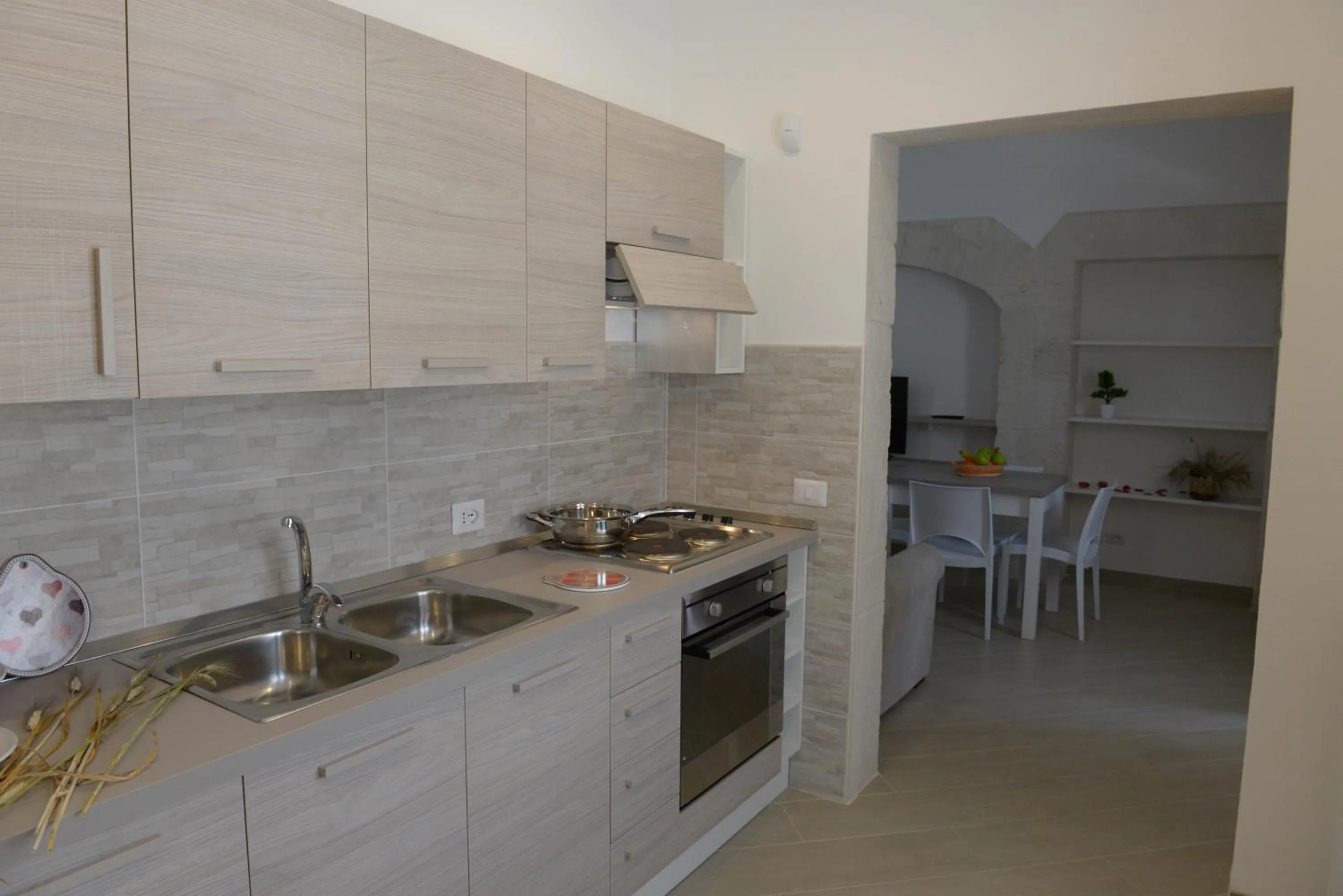 kitchen in Domus Antiqua Residence