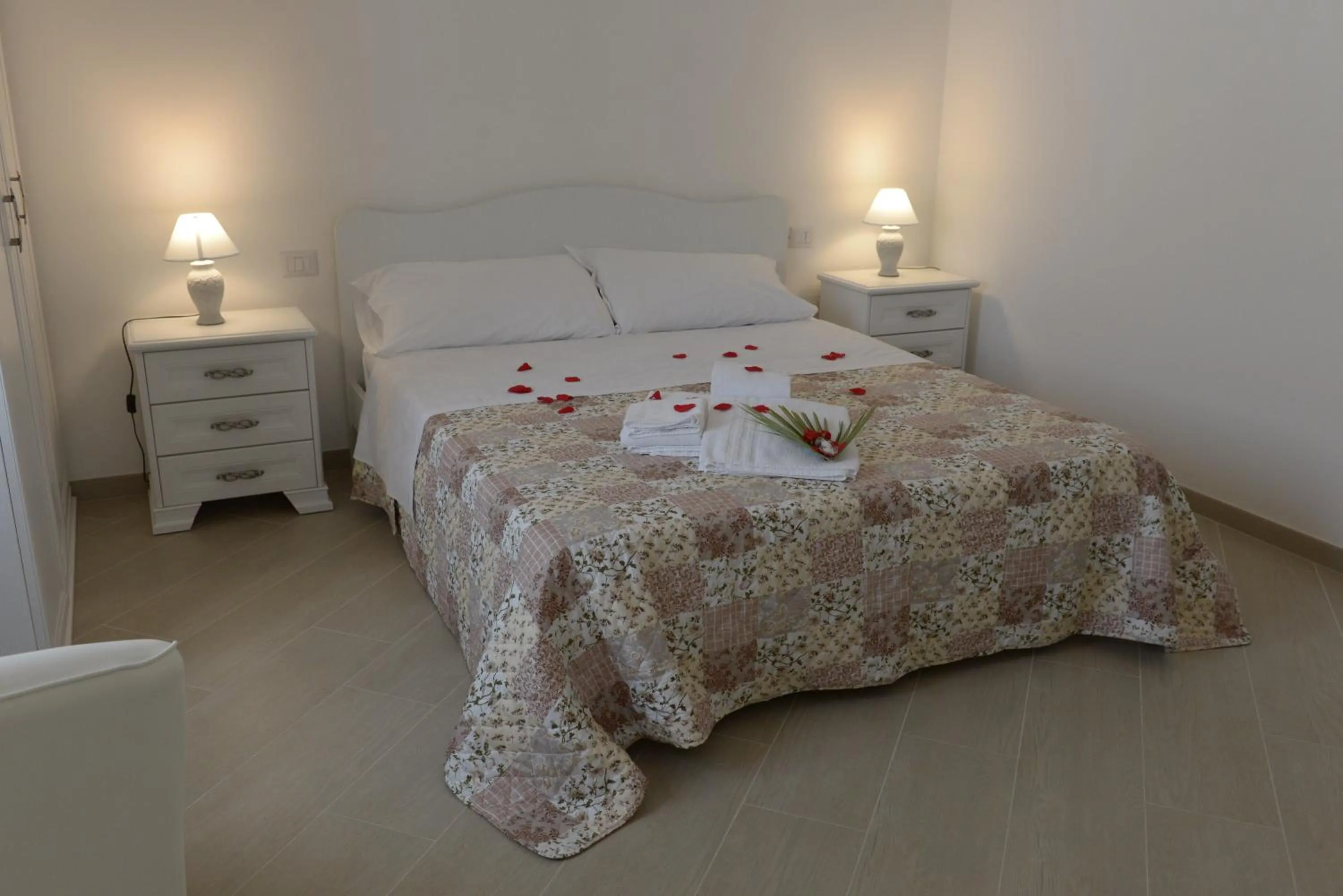 Bedroom, Bed in Domus Antiqua Residence