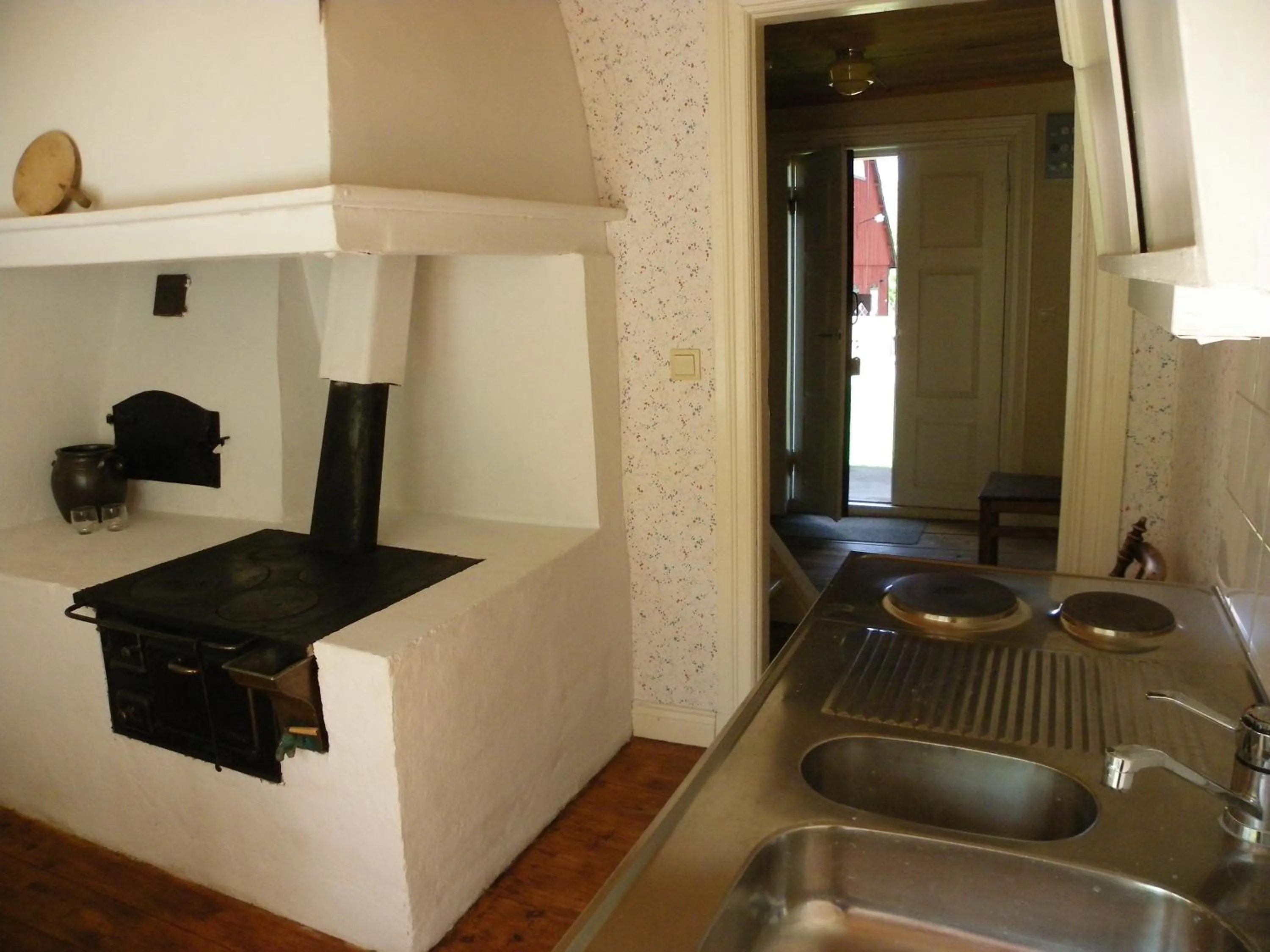 Kitchen or kitchenette in Wallby Säteri