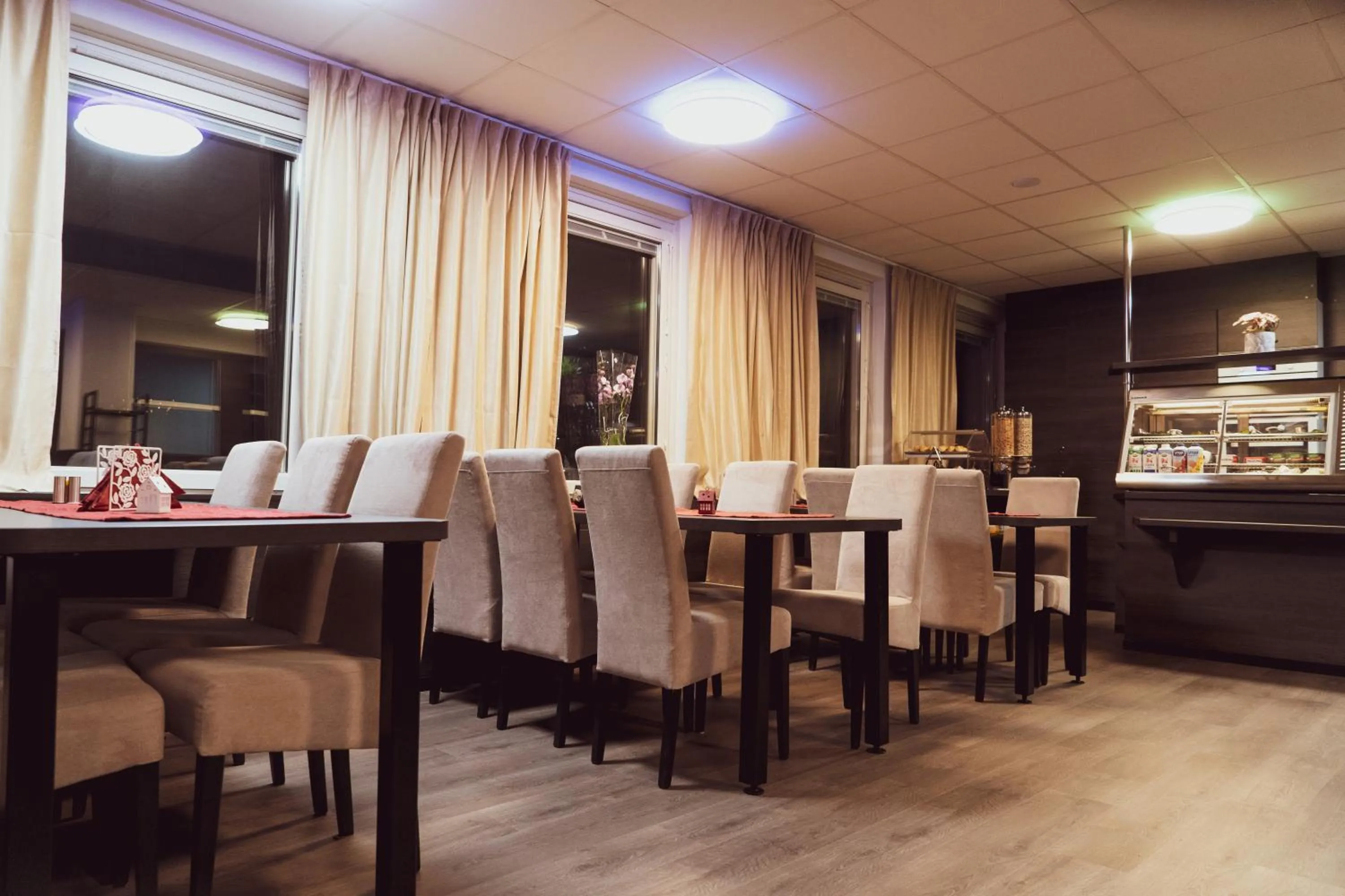 Breakfast in Liljeholmens Stadshotell