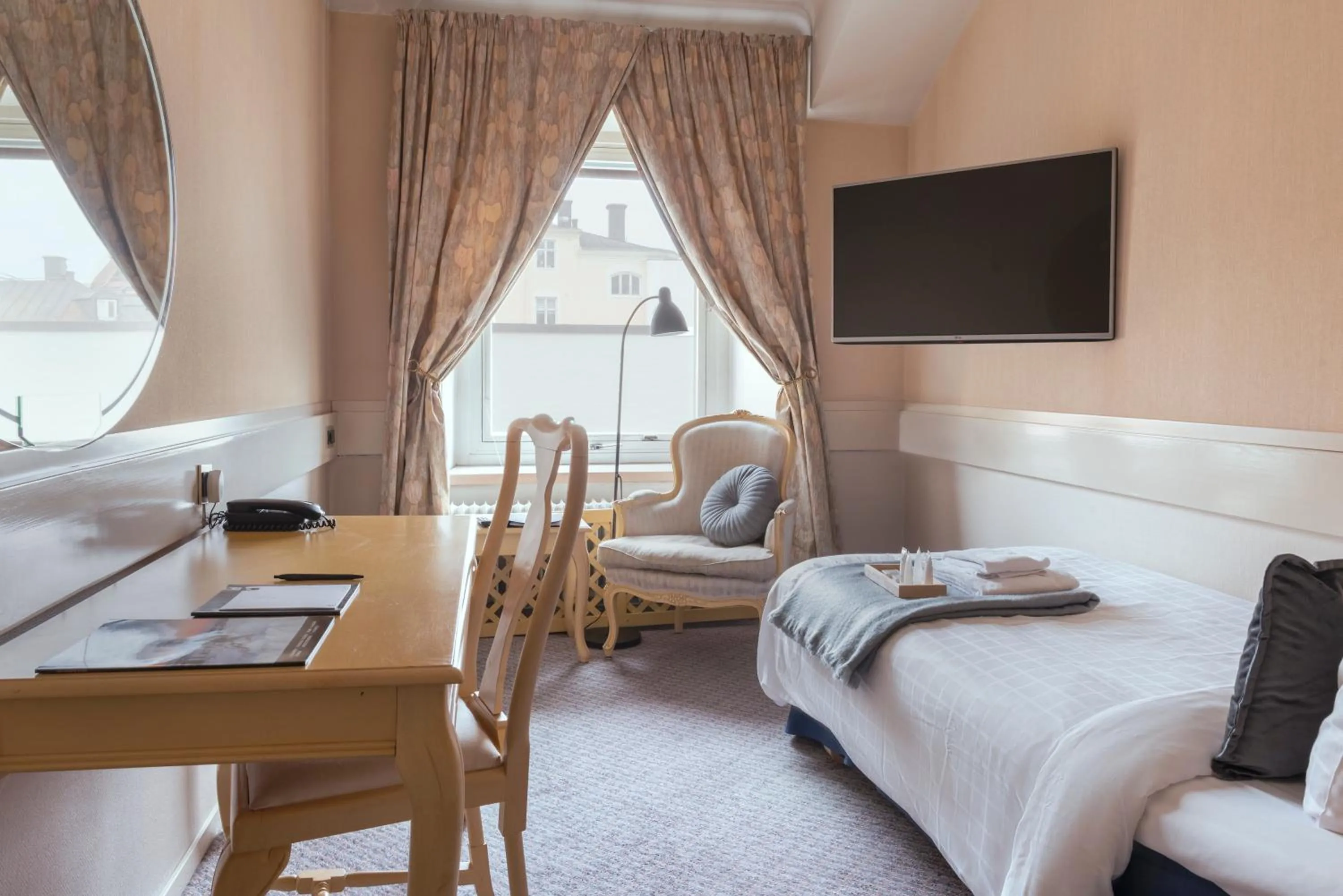 Bedroom, Bed in First Hotel Statt Örnsköldsvik
