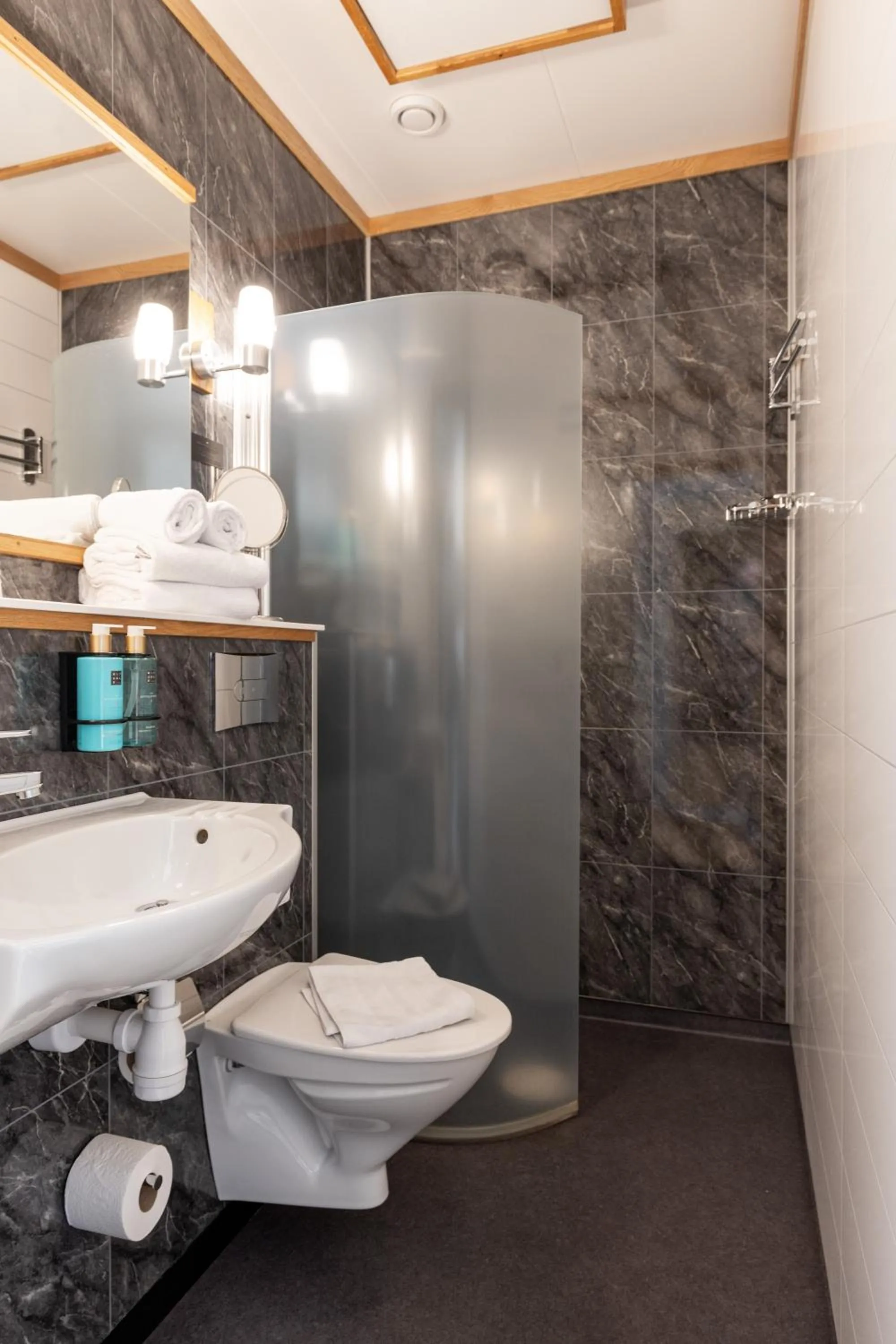 Shower in Starby Spa, Hotell & Konferens