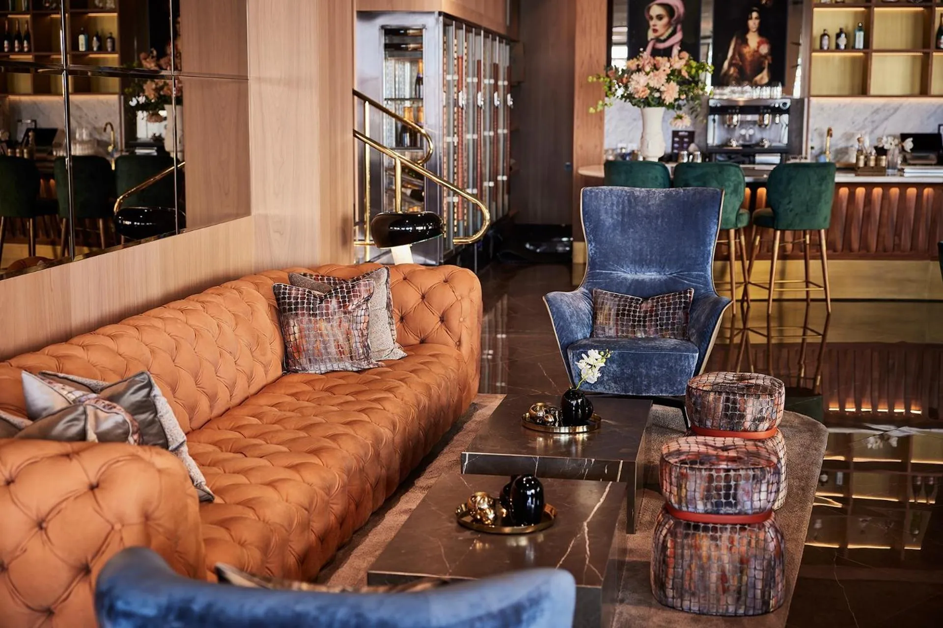 Restaurant/places to eat in Hotel Riverton