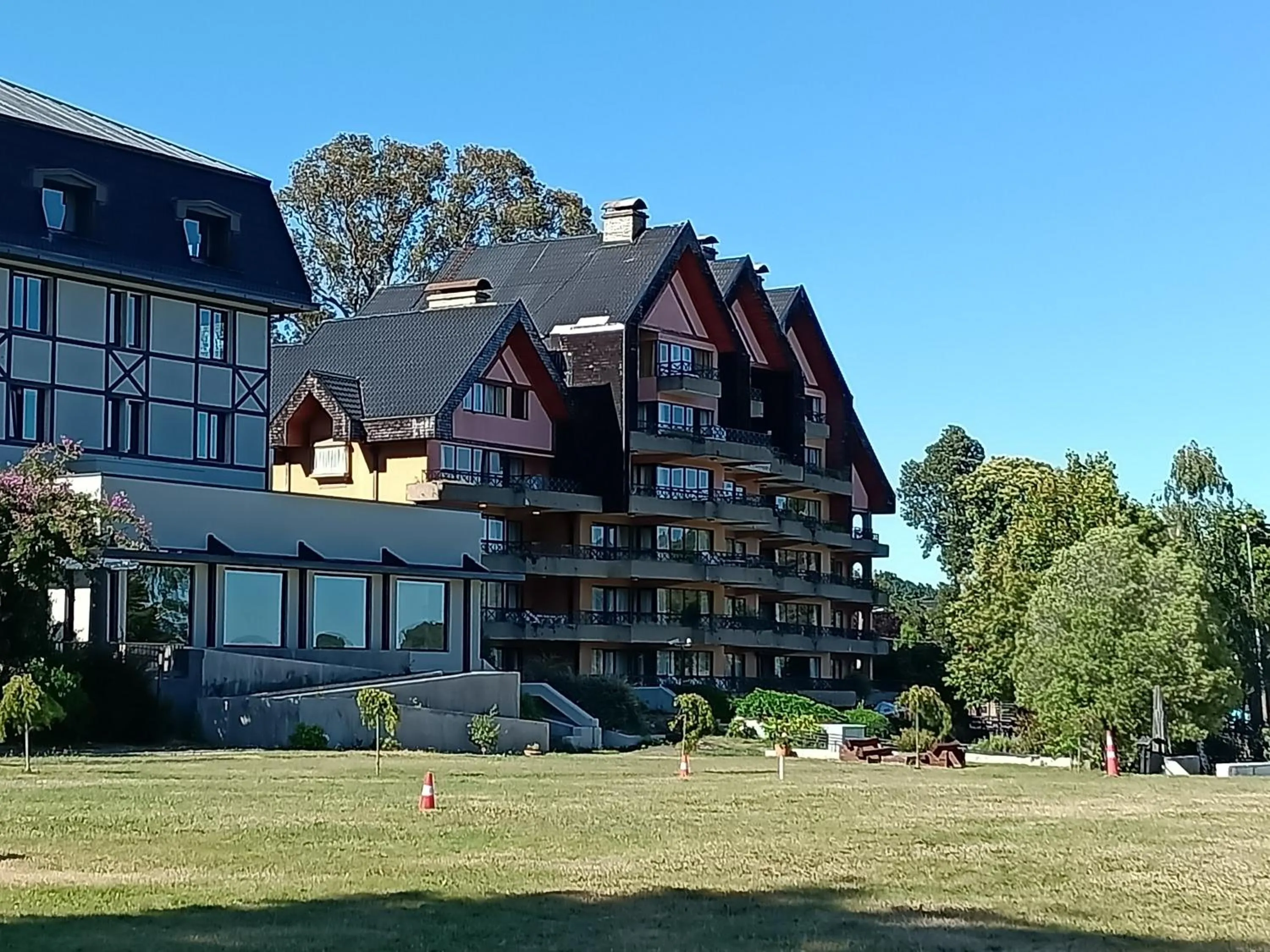 Property building in Apart Enjoy Pucón