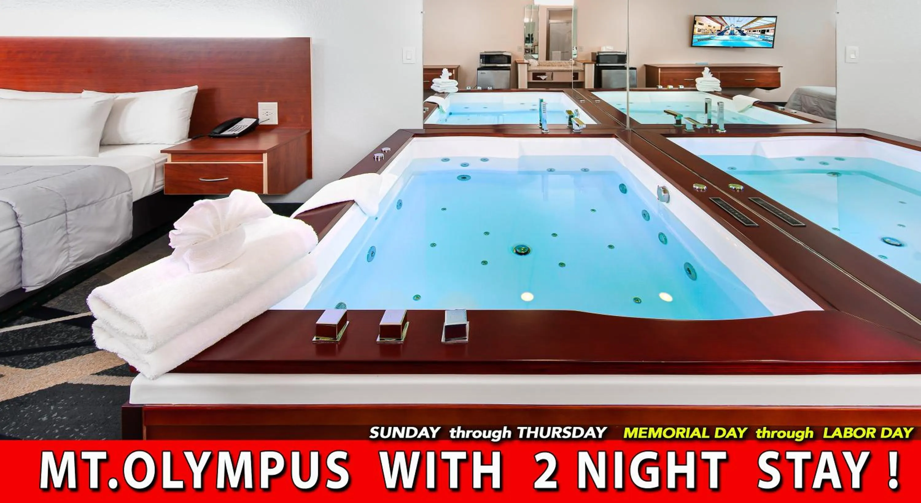 Bed in Grand Marquis Waterpark Hotel & Suites