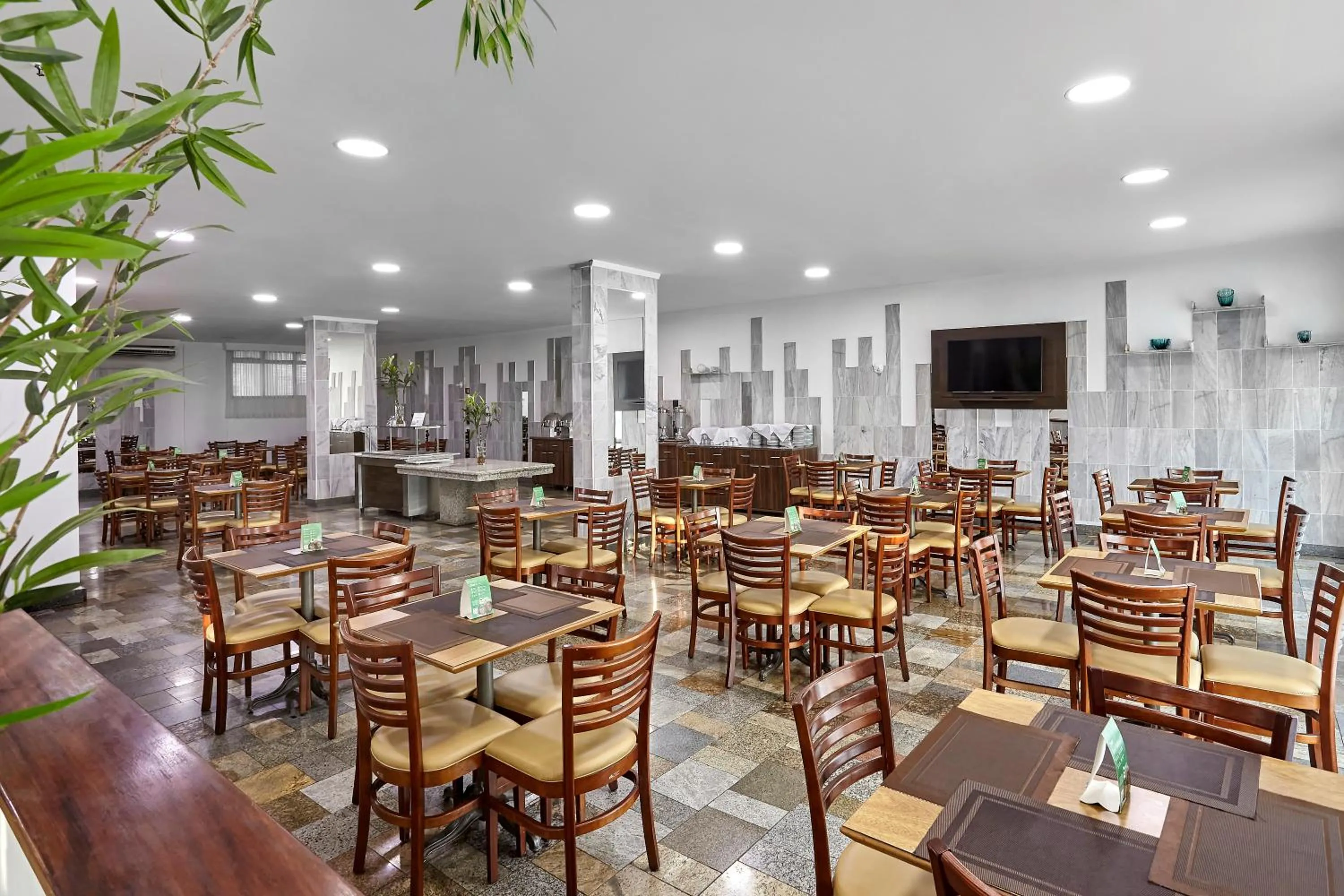 Breakfast in Hotel Nacional Inn Limeira