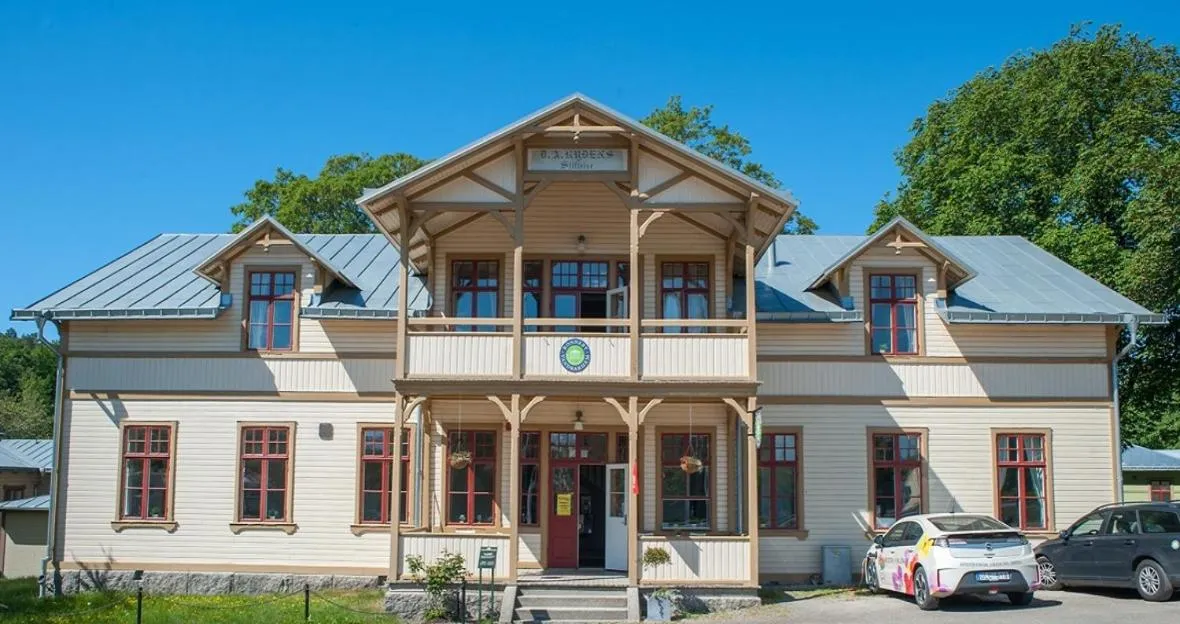 Property building in Ronneby Brunnspark Vandrarhem och B&B