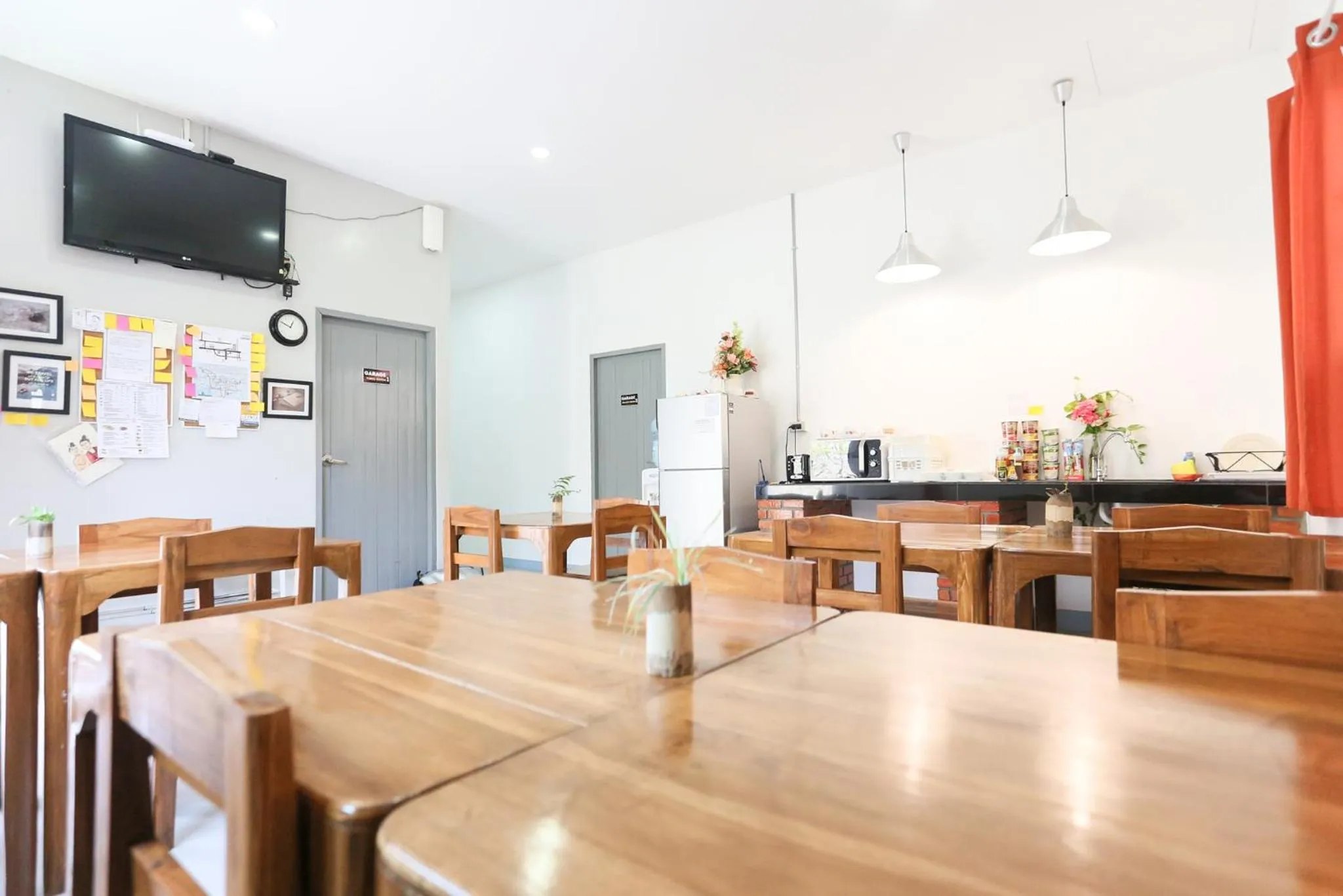 Communal lounge/ TV room in The Garage