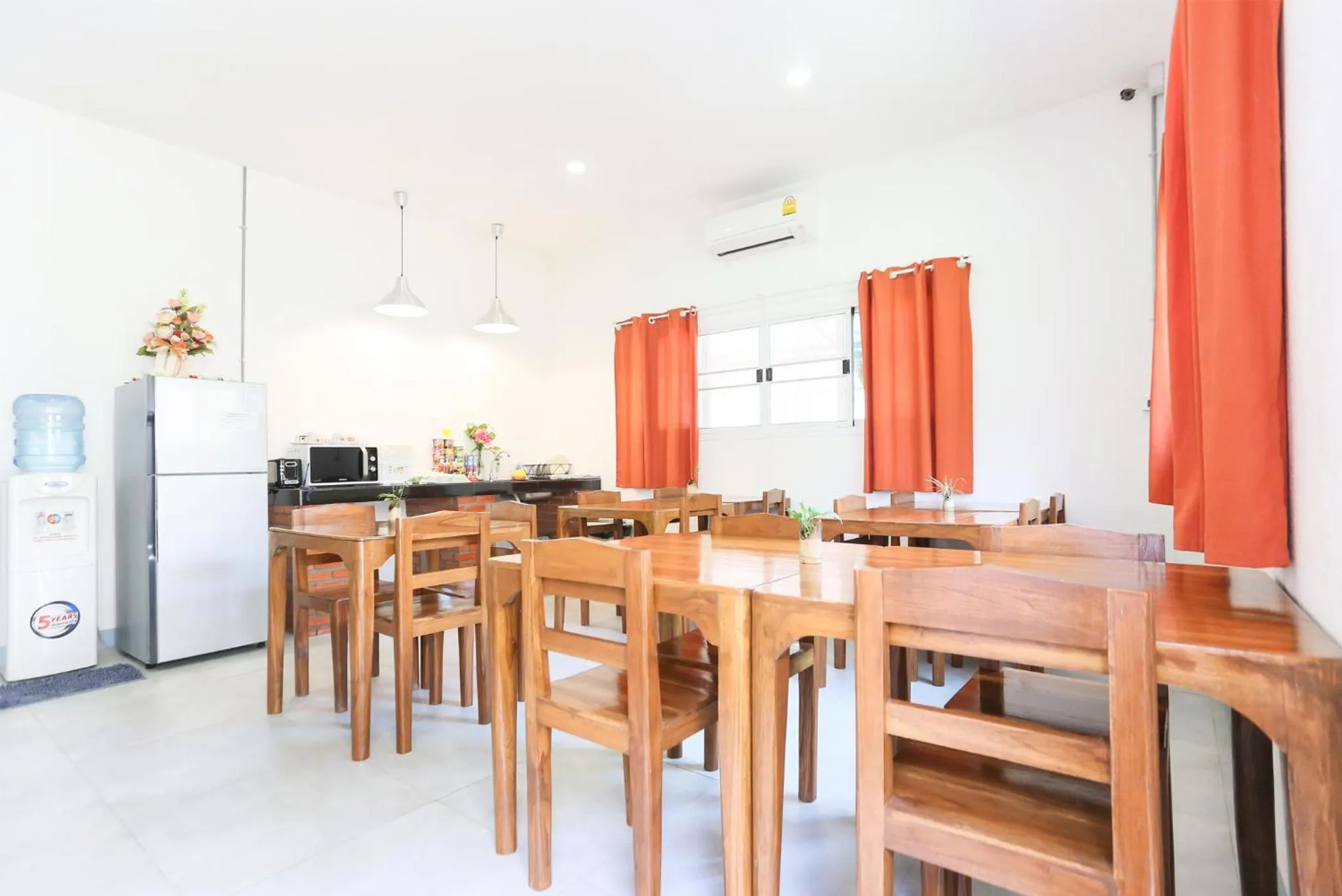 Communal lounge/ TV room in The Garage