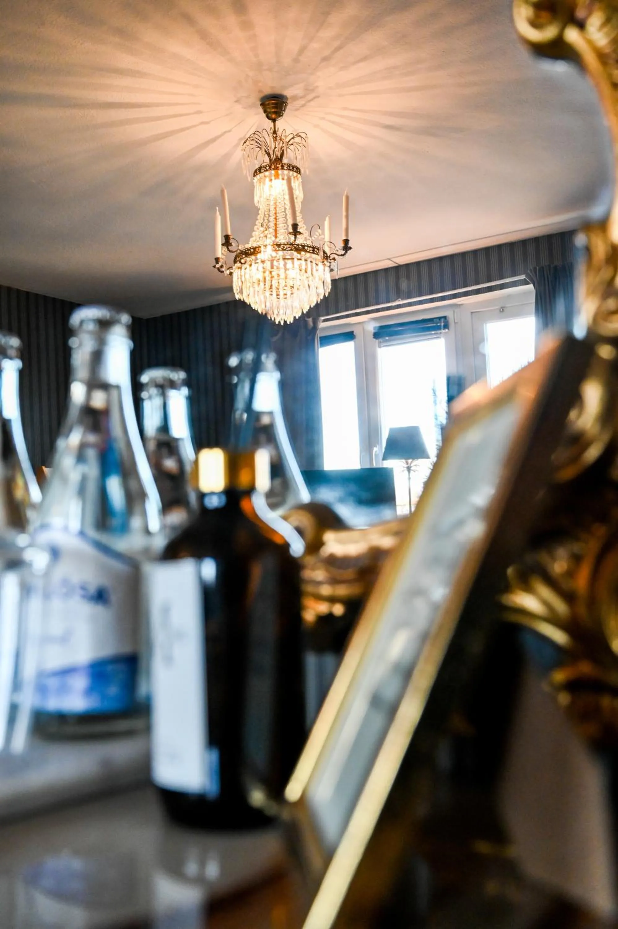 Decorative detail in Palace Hotell