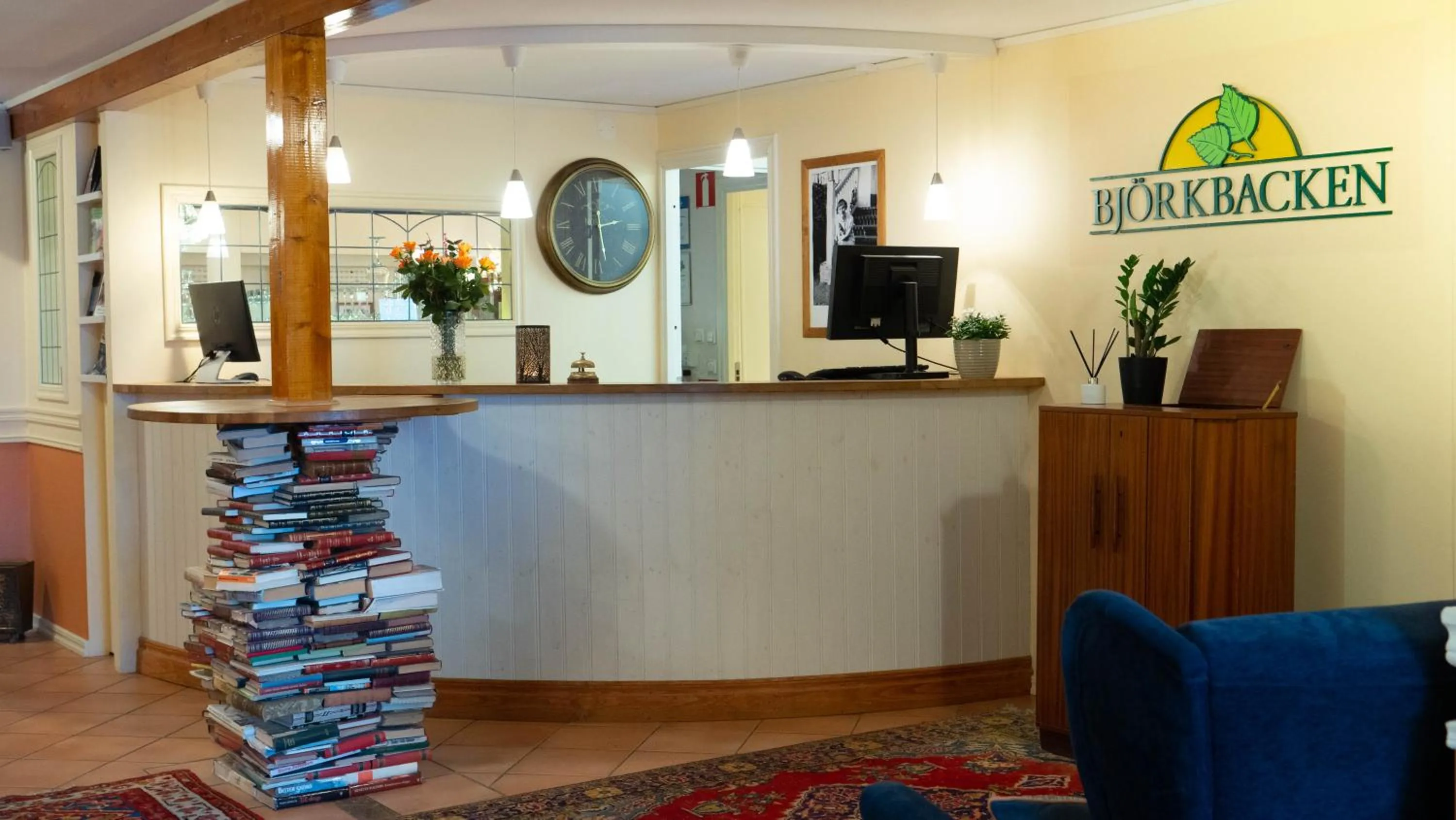 Lobby or reception in Björkbackens Karaktärshotell