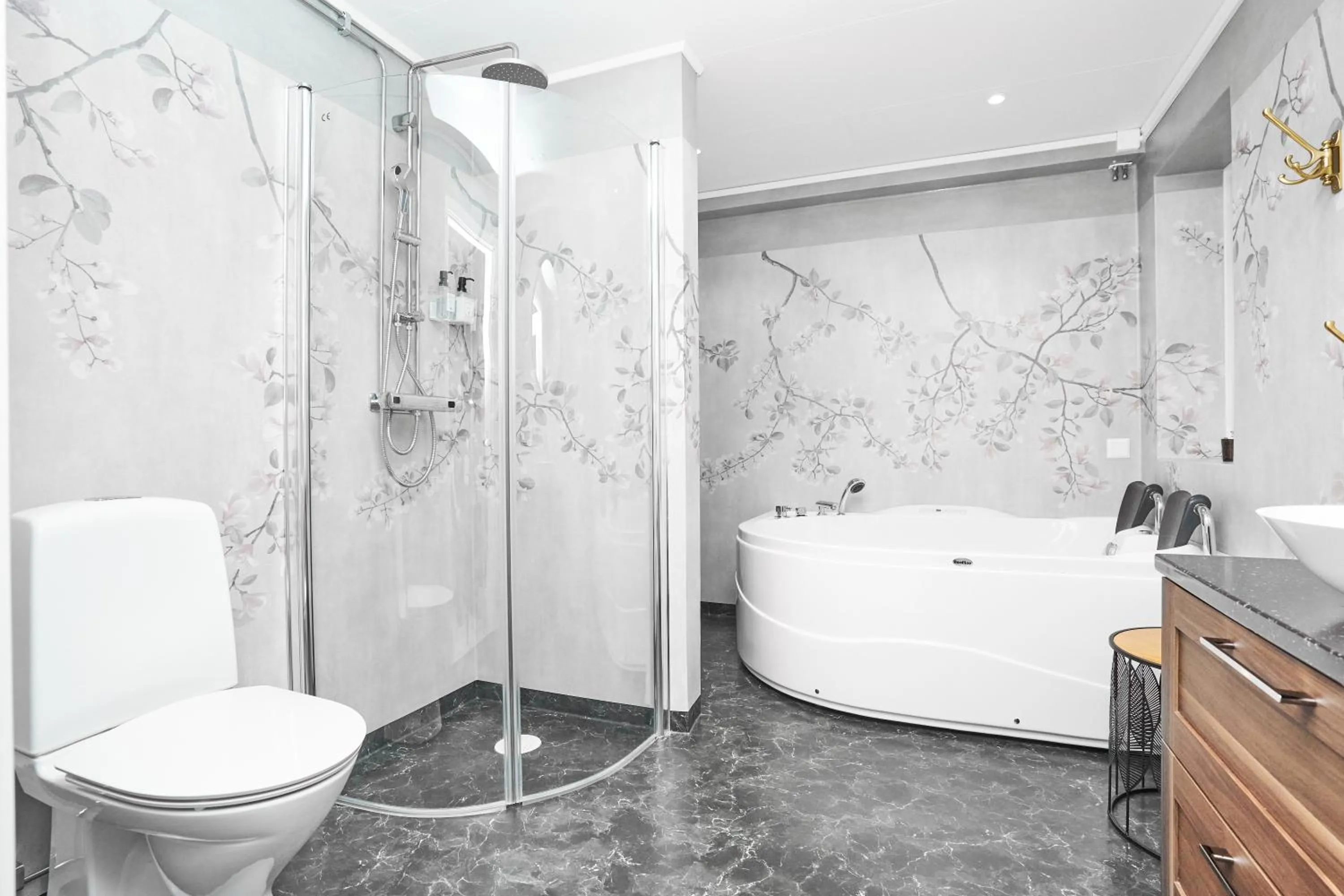 Bathroom in Björkbackens Karaktärshotell