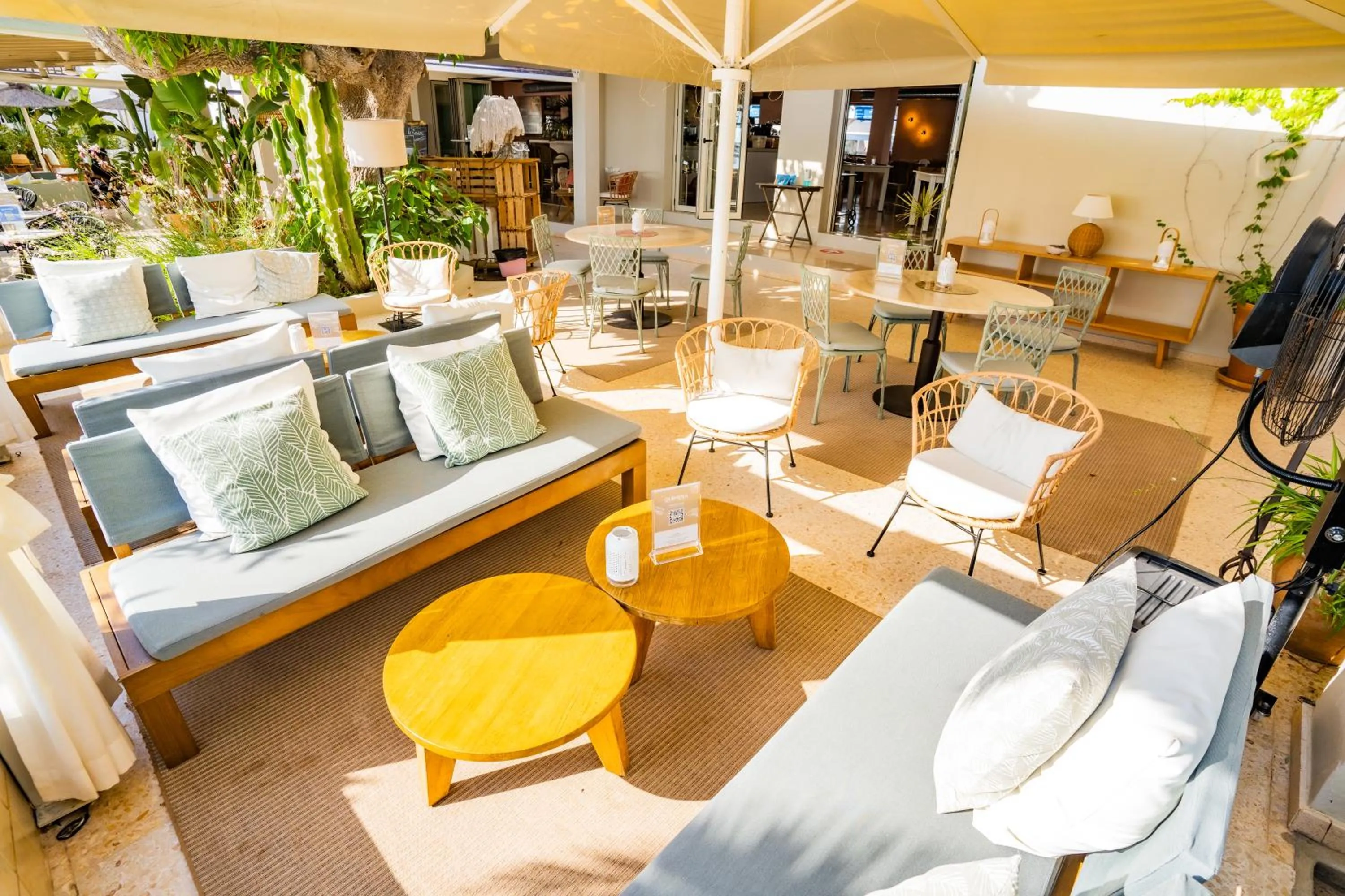 Living room in Hostal la Savina