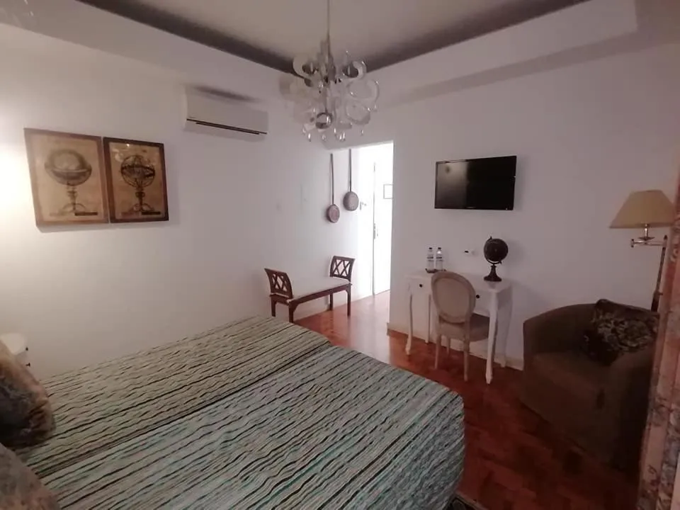 Photo of the whole room, Bed in Estalagem da Liberdade