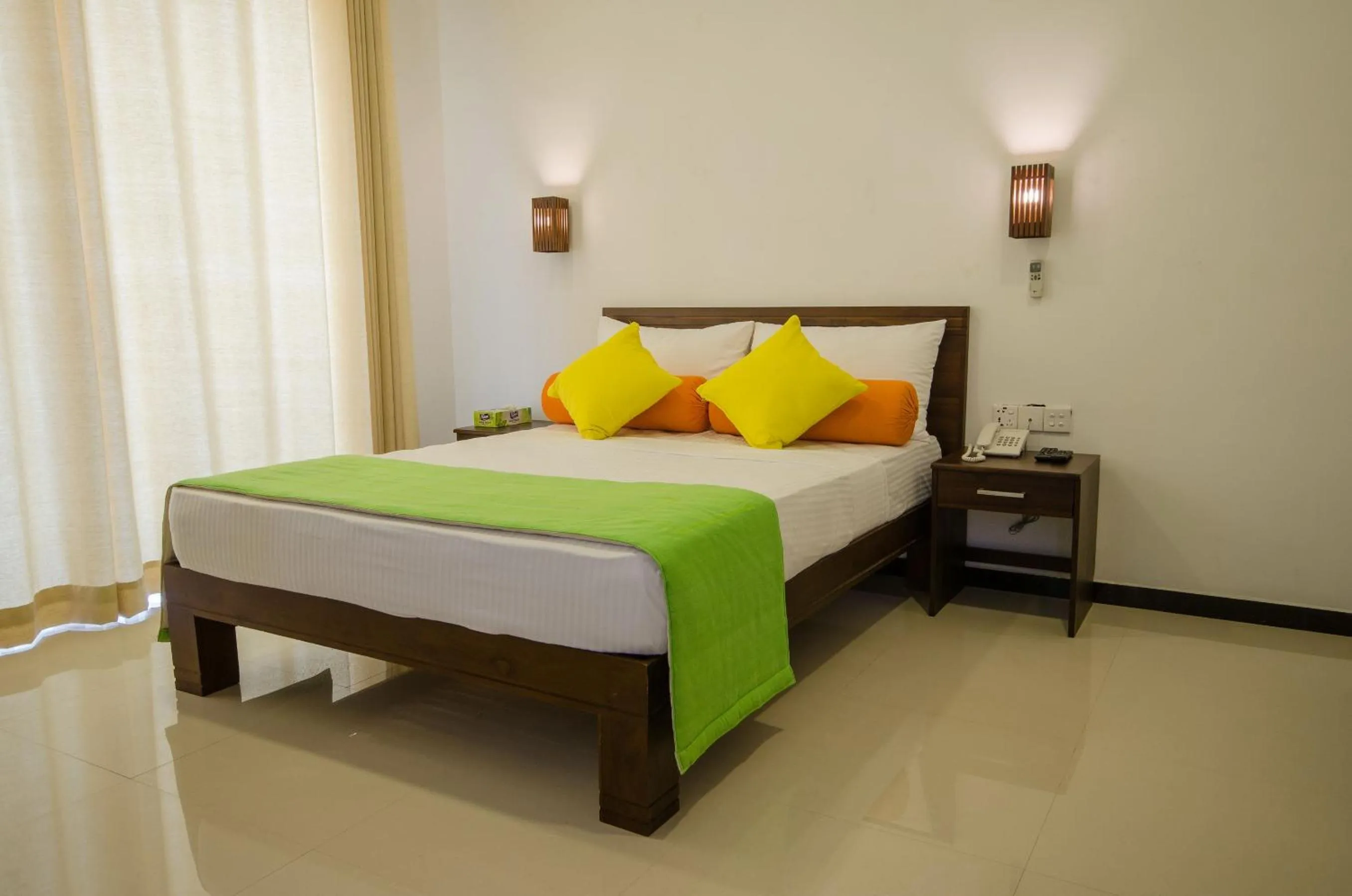 Photo of the whole room, Bed in Okwin Resort