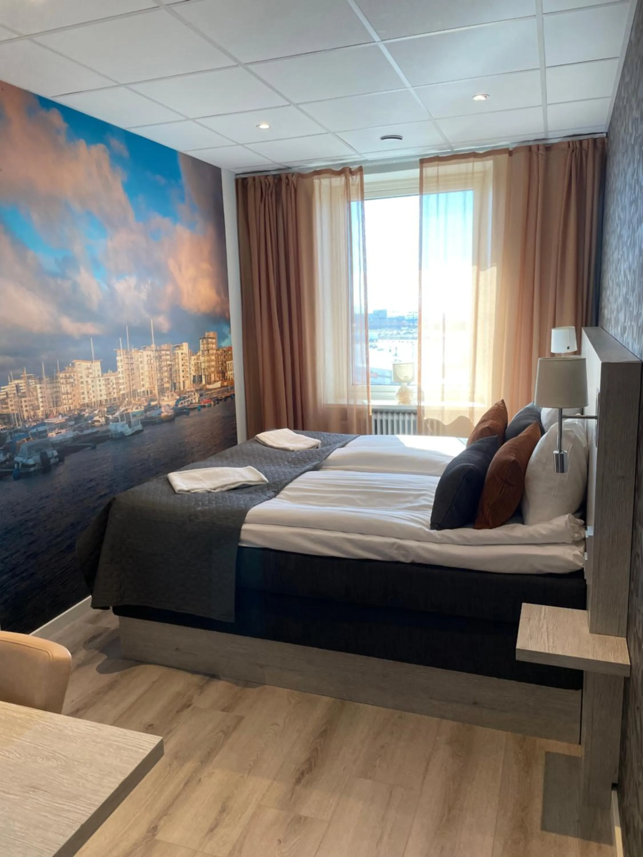 Bed in Dream - Luxury Hostel