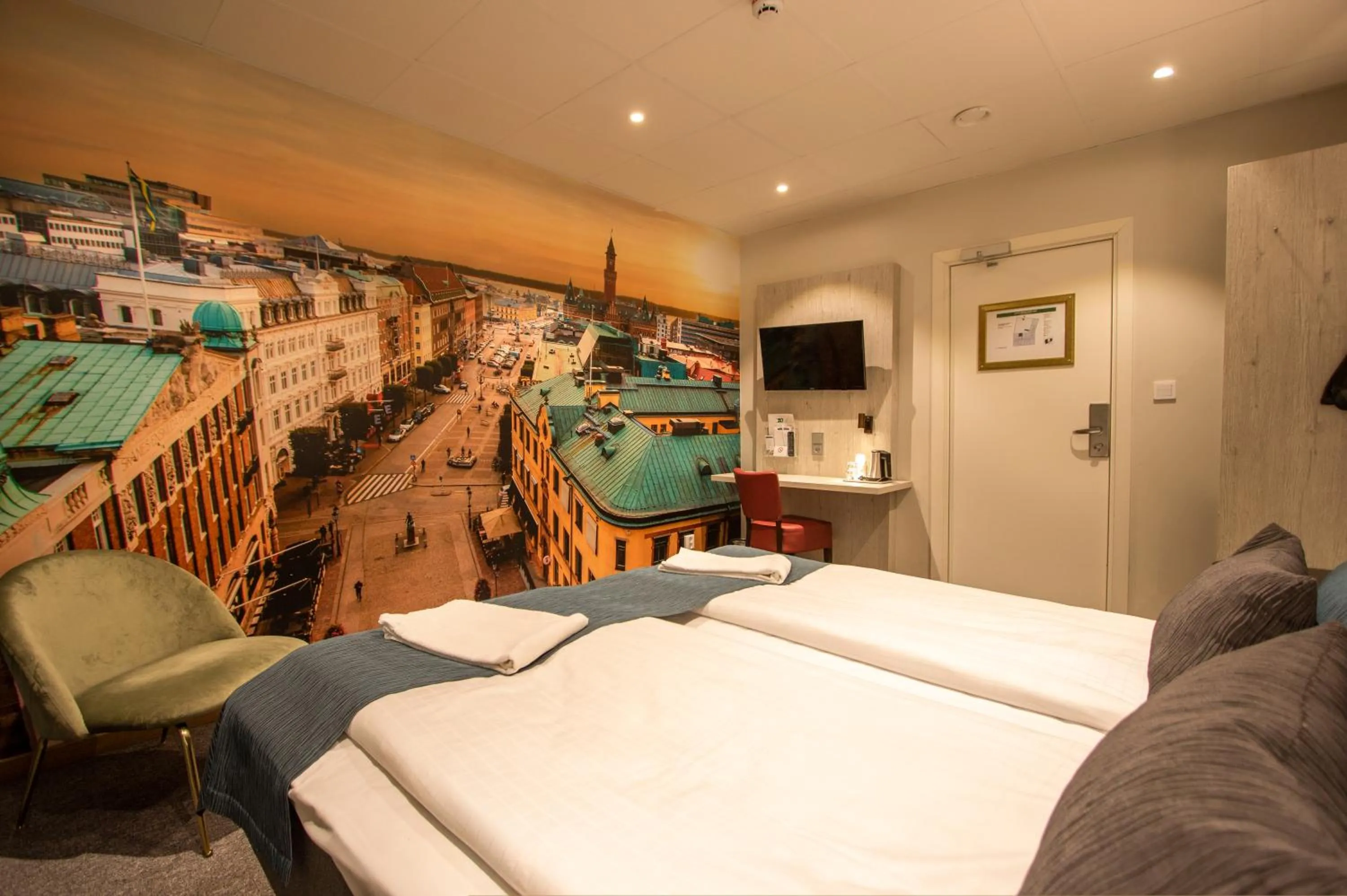 Bed in Dream - Luxury Hostel