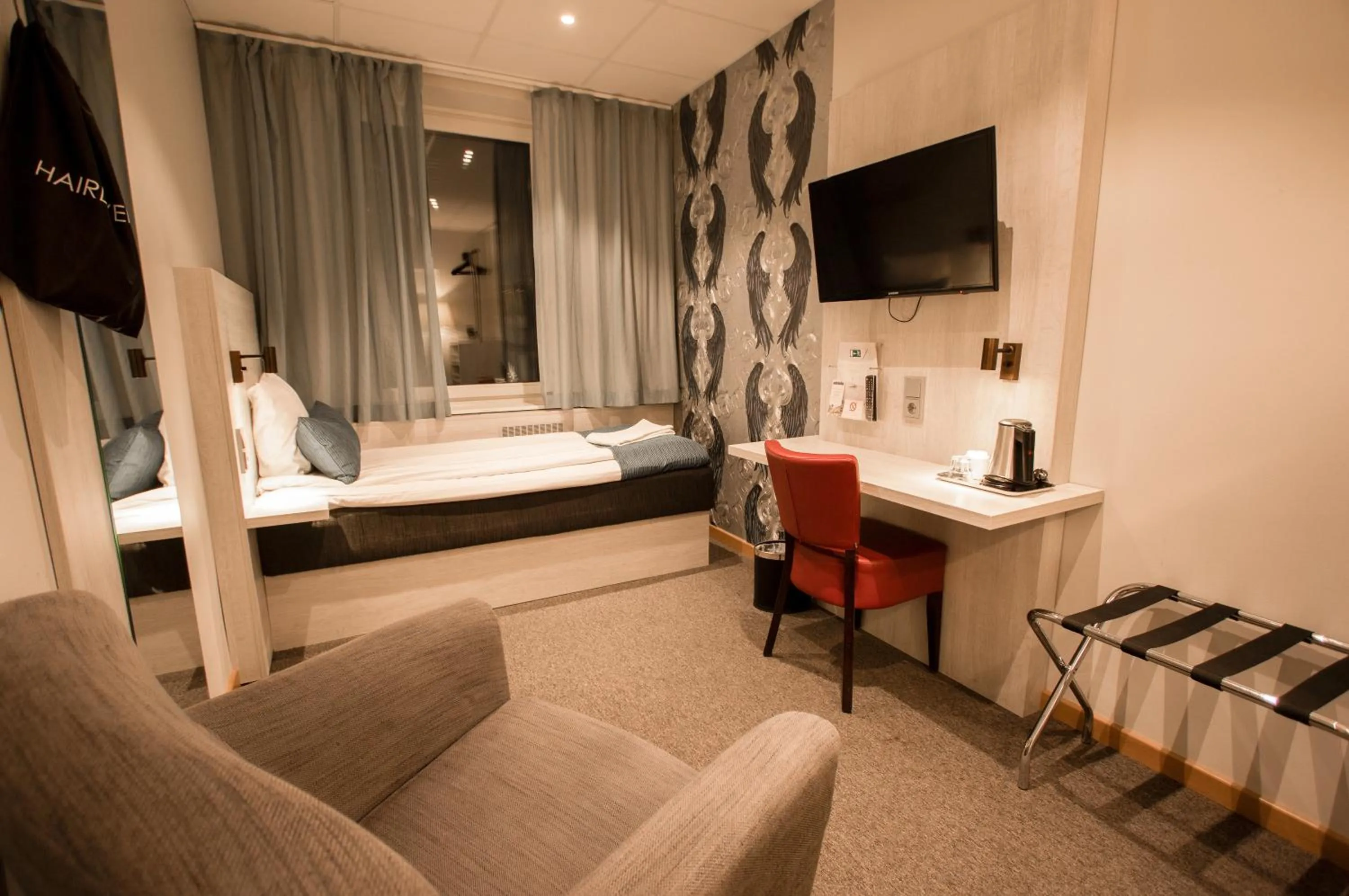 Bed in Dream - Luxury Hostel