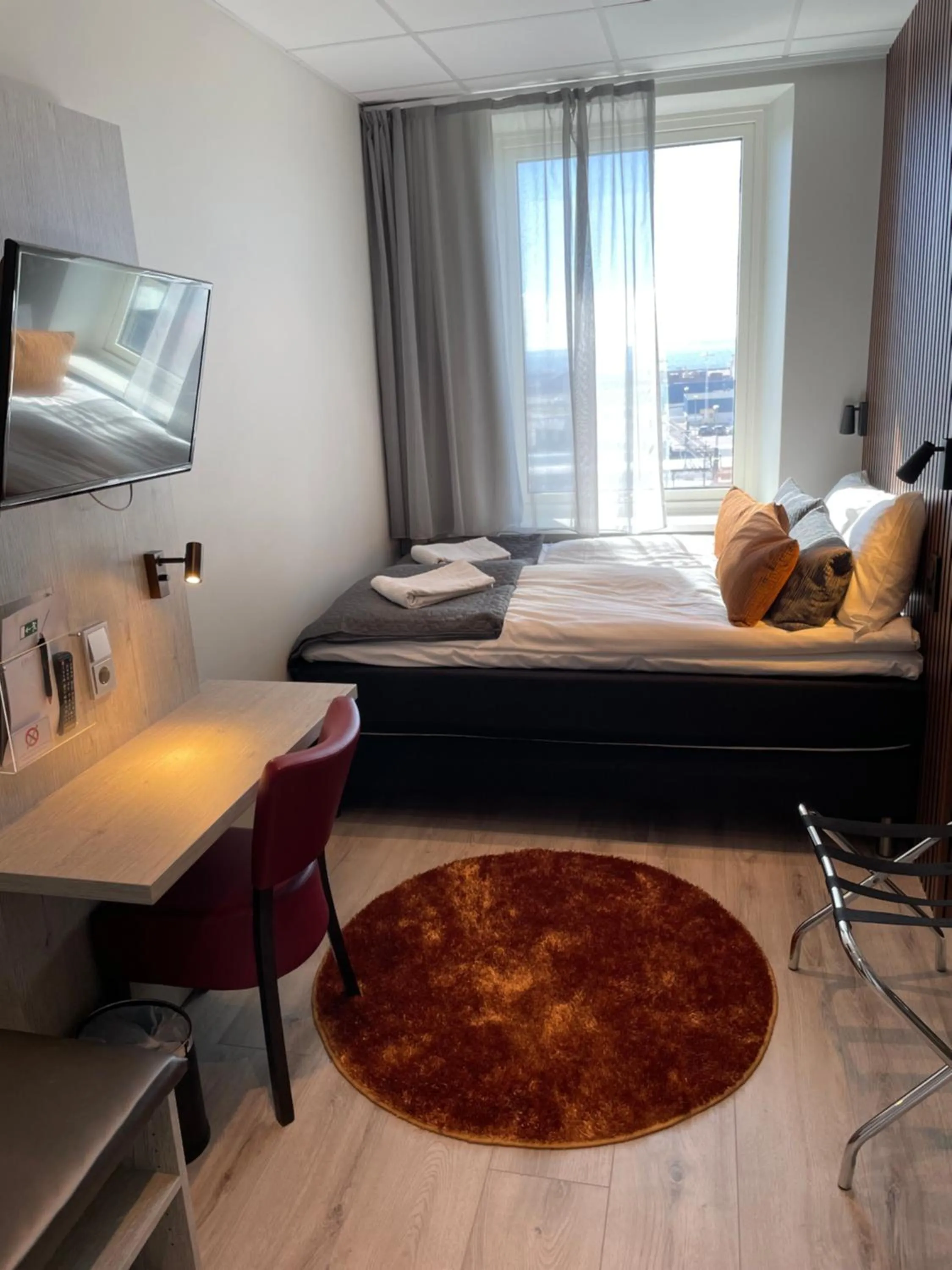 Bed in Dream - Luxury Hostel