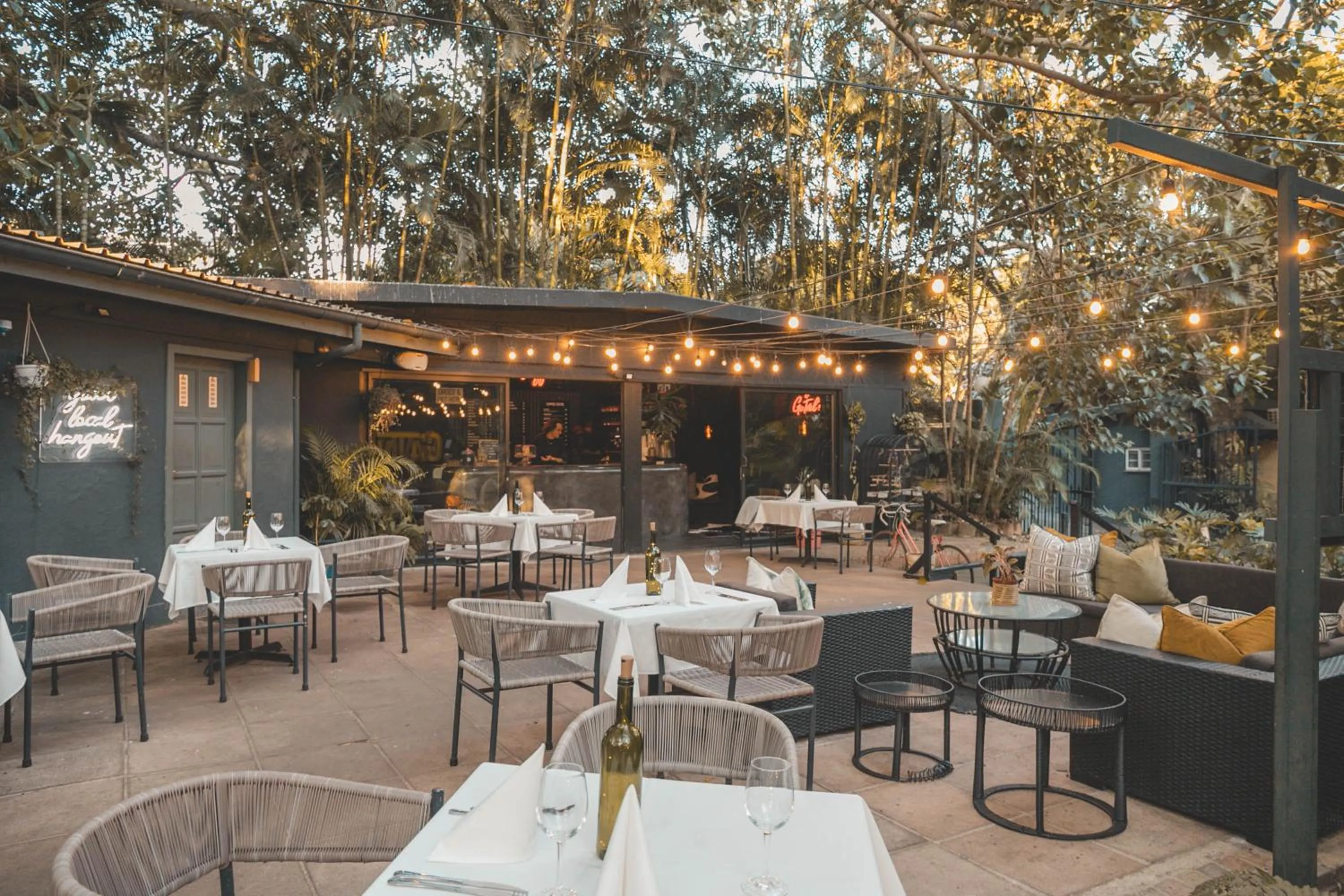 Restaurant/places to eat in Beside Still Waters Boutique Hotel