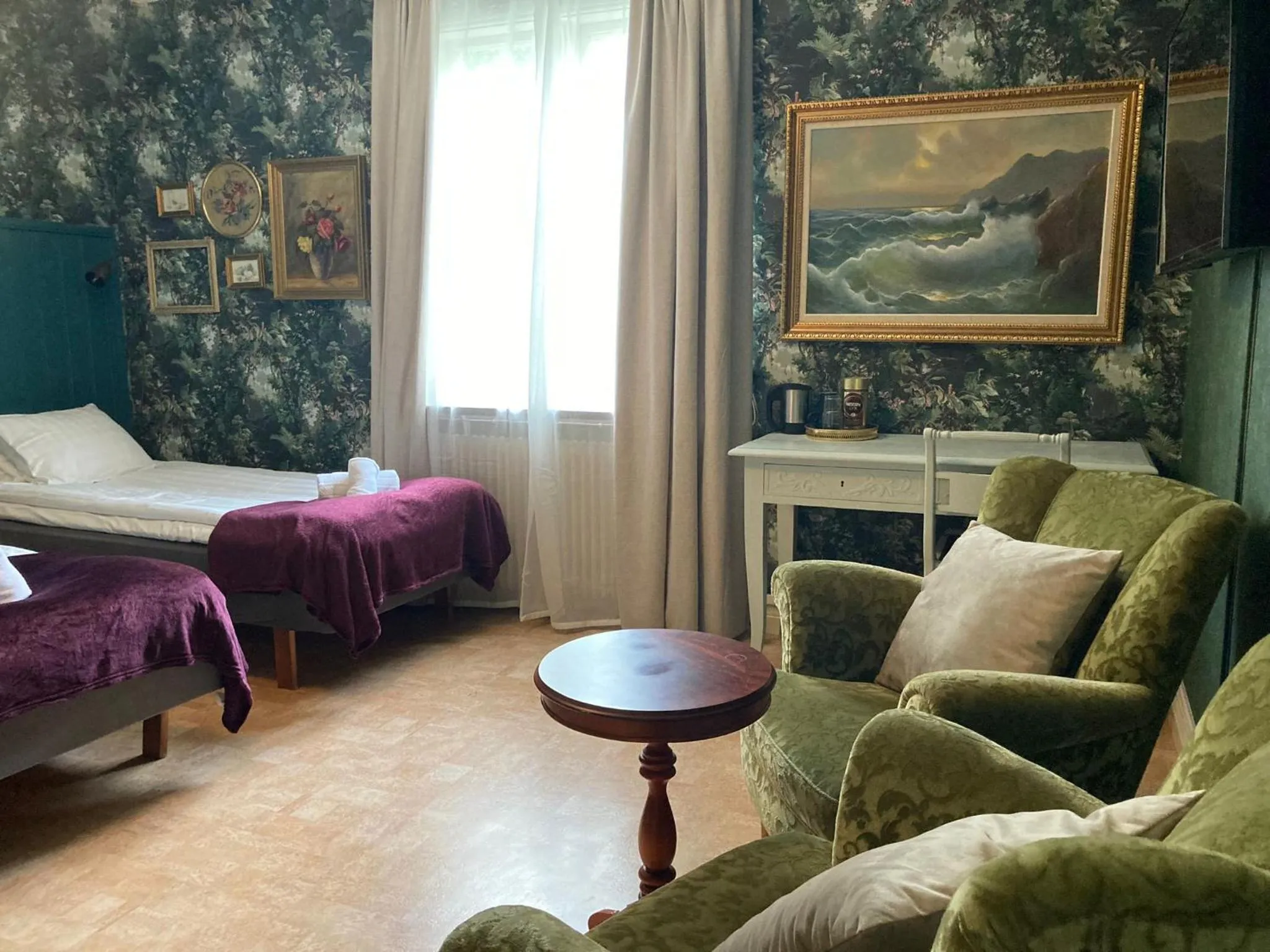 Bed in Madam Blå Hotel