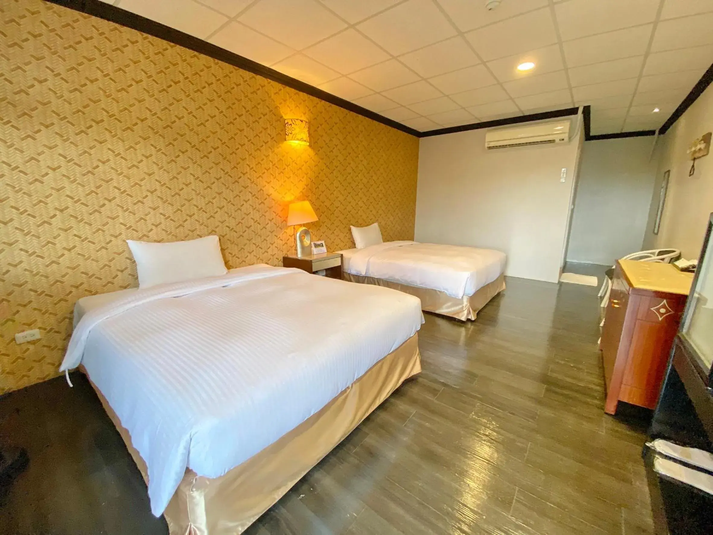 Deluxe Double or Twin Room in Jinhue Hotel Deluxe Double or Twin Room in Jinhue Hotel