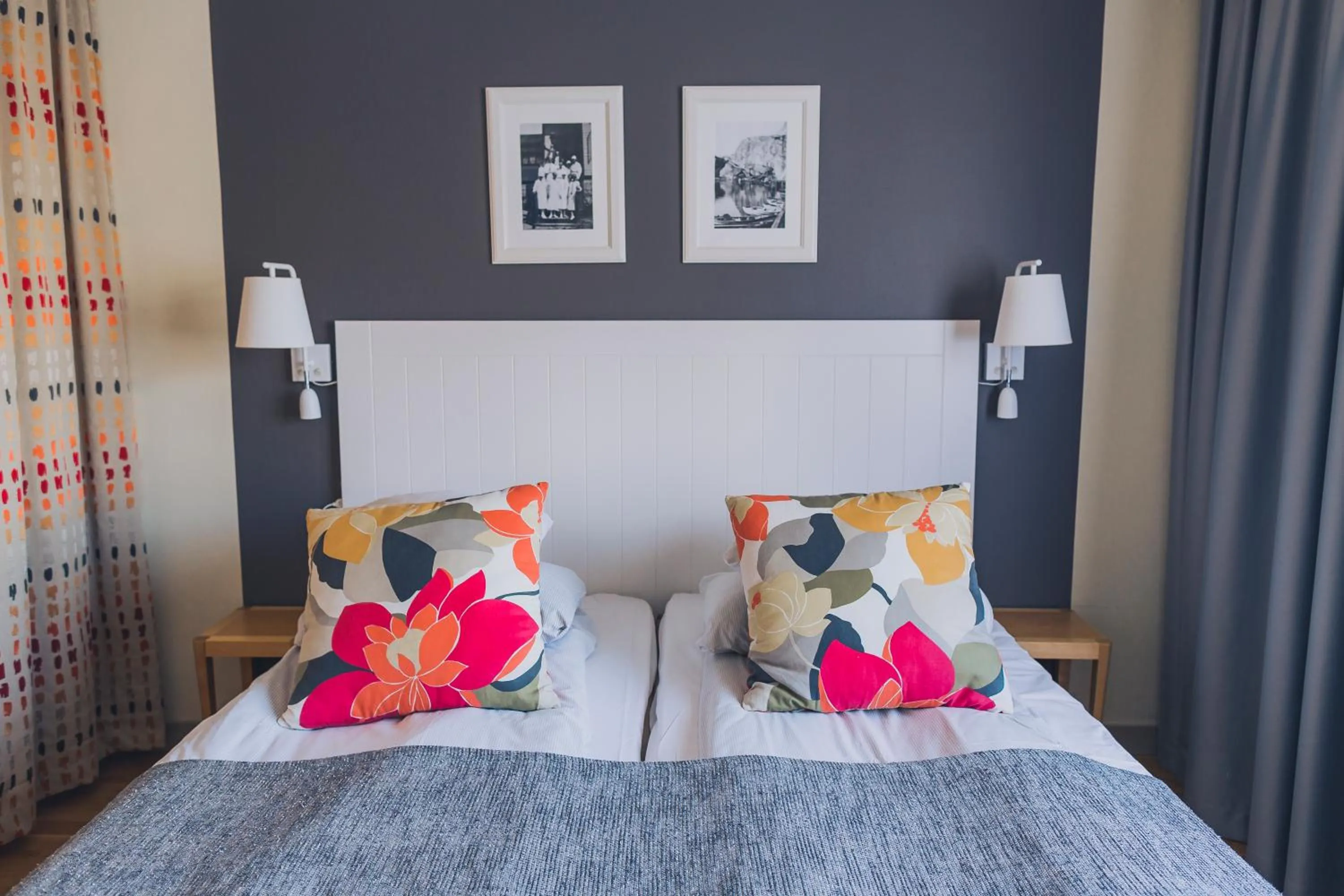 Bed in Smögens Hafvsbad