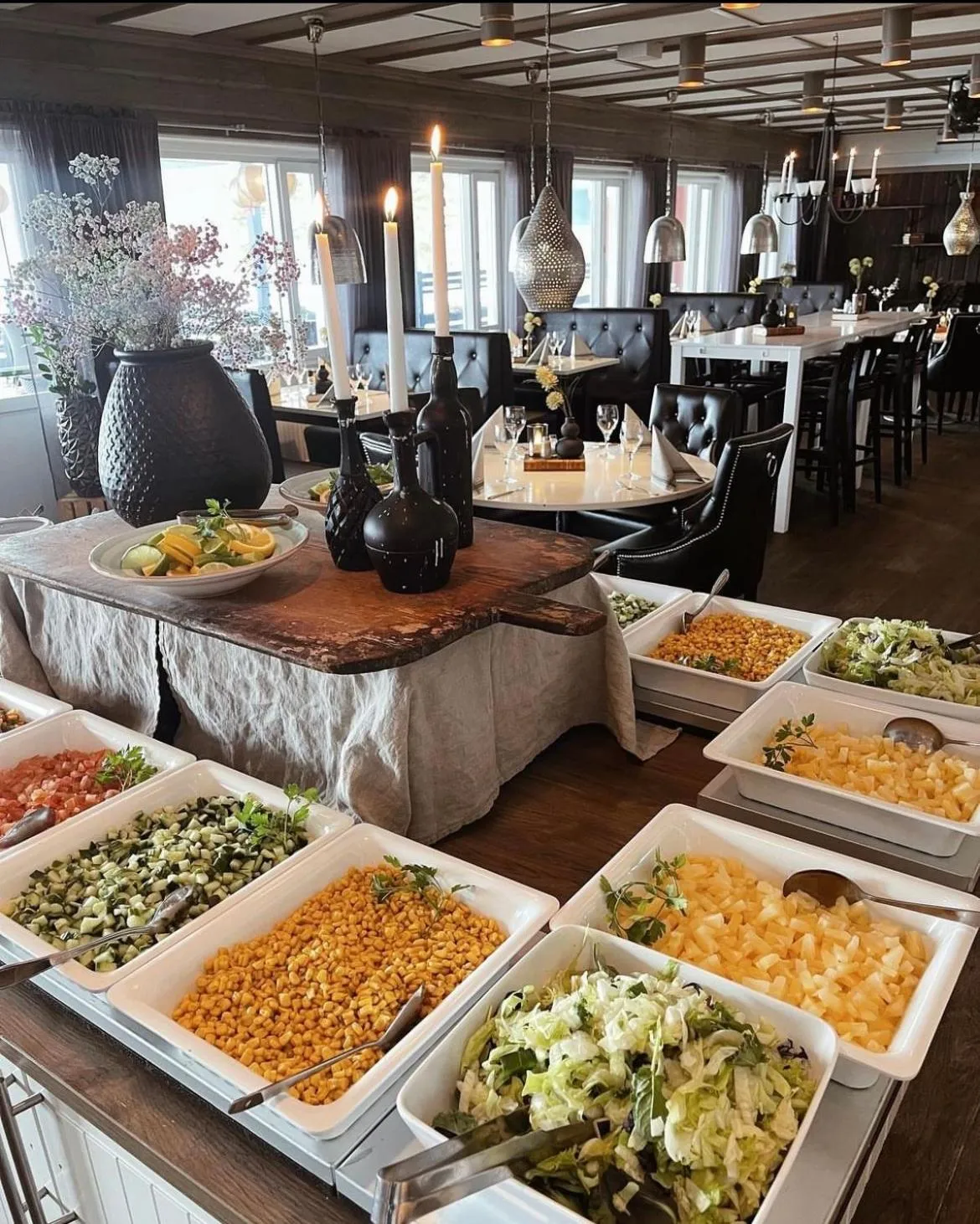 Restaurant/places to eat in First Camp Moraparken Hotel