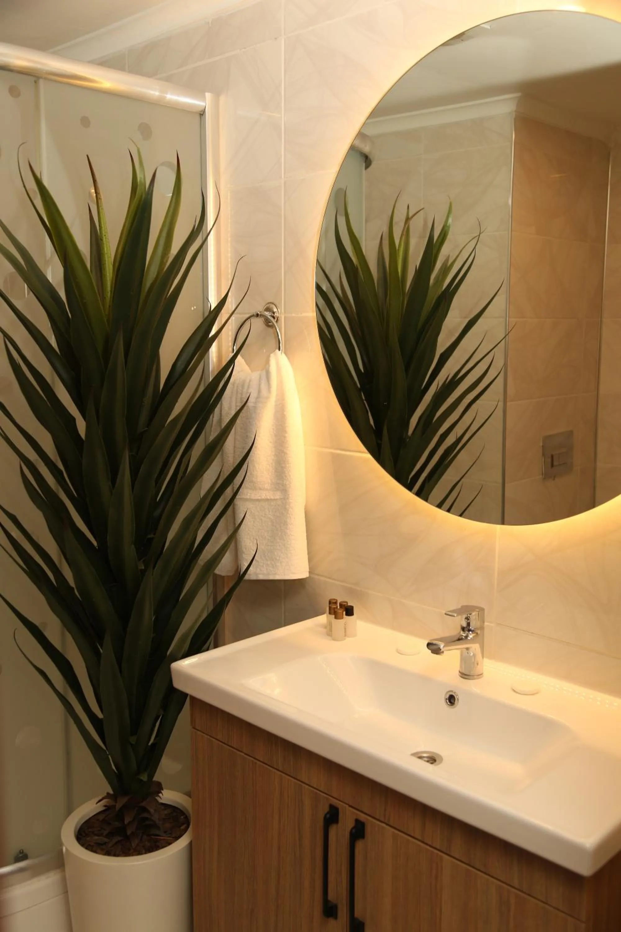 Bathroom in Cebeci Grand Hotel