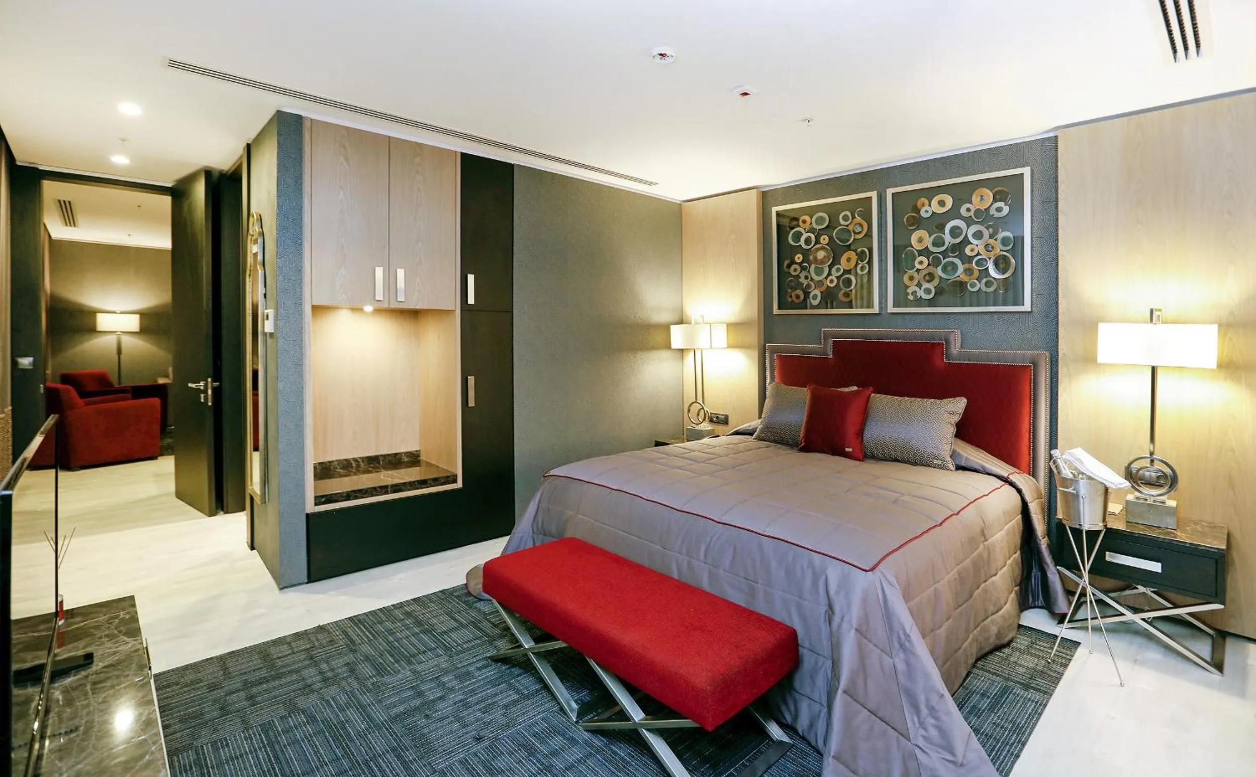 Photo of the whole room, Bed in Mia City Hotel