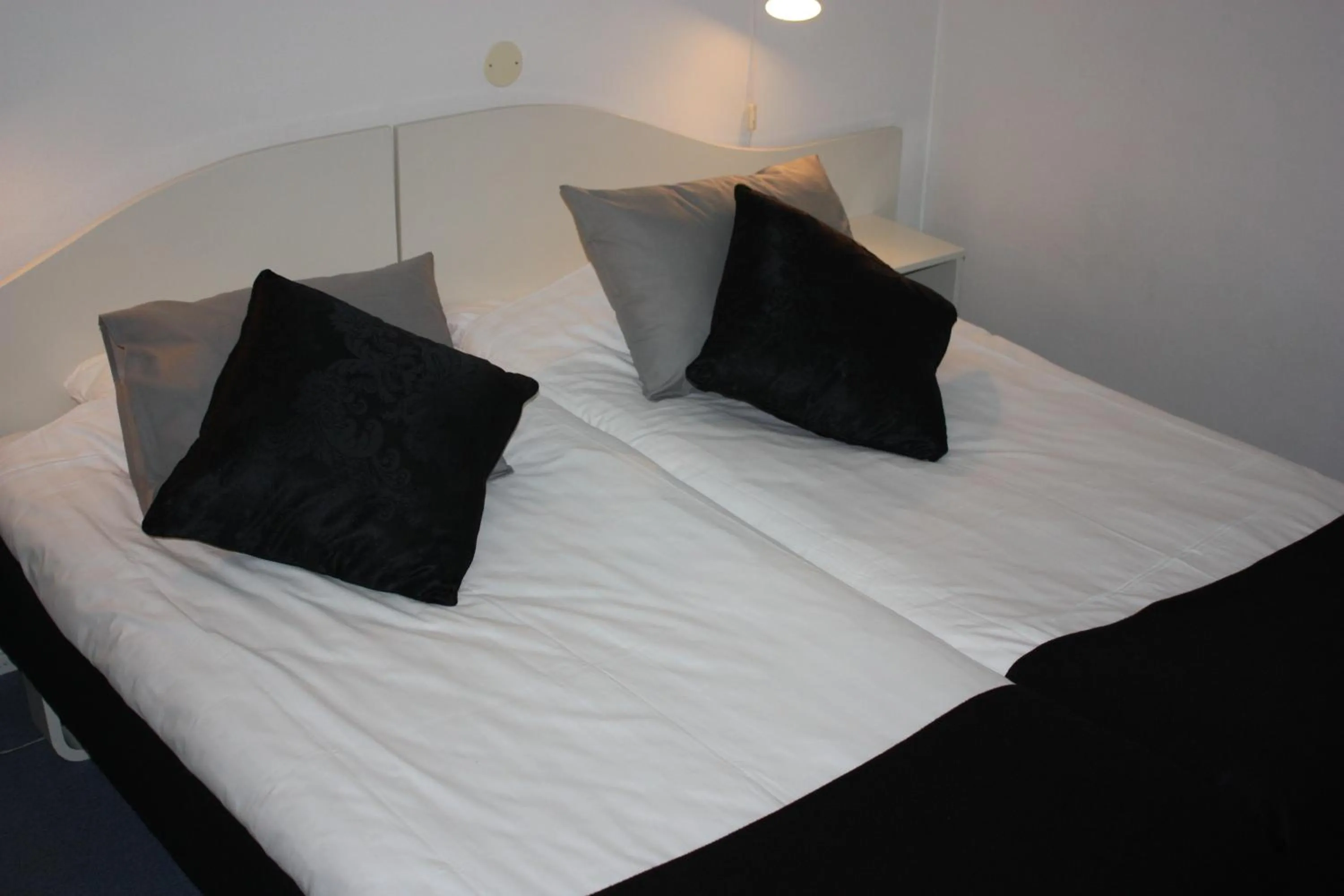 Bed in Hotell Angöringen