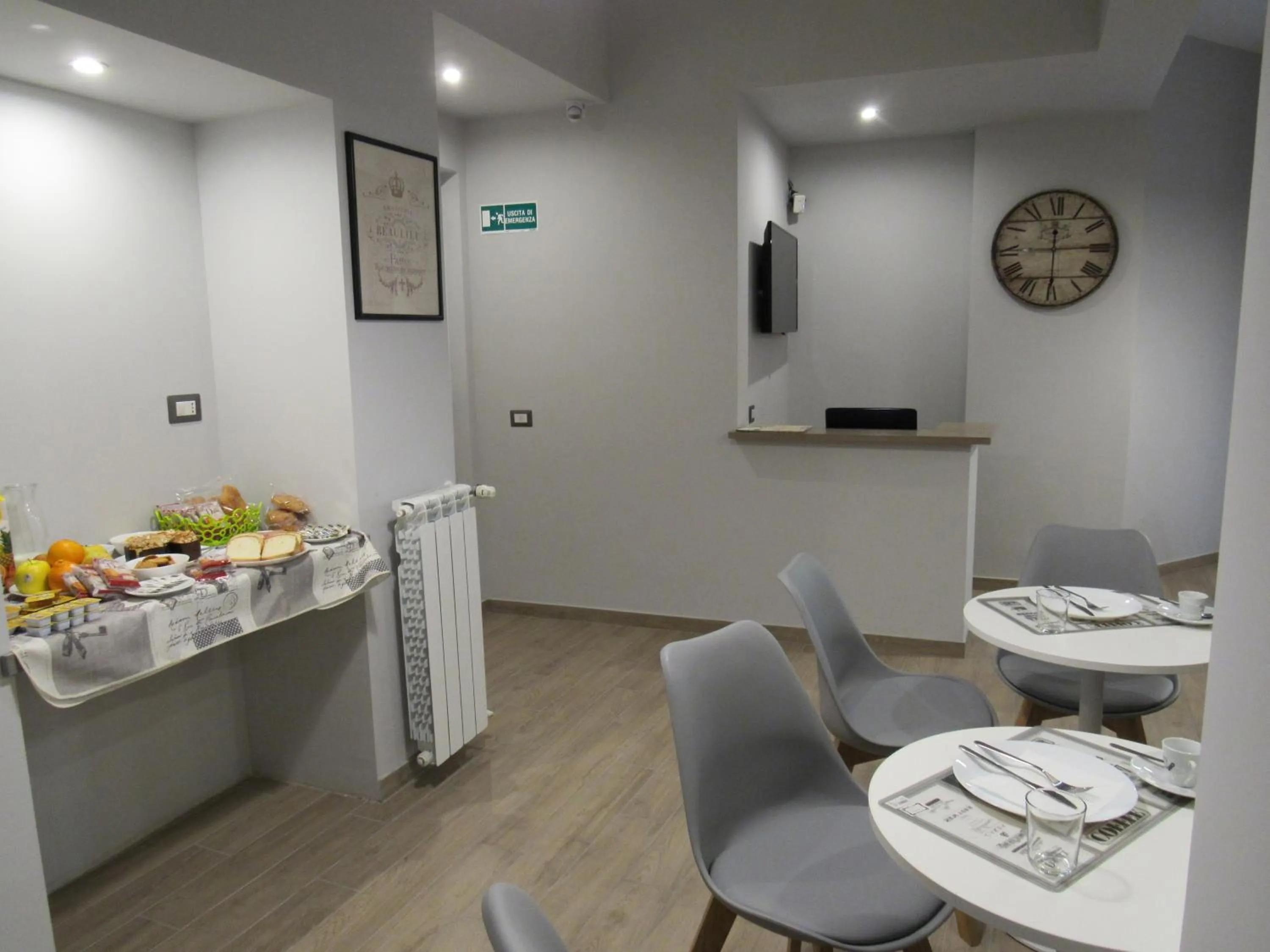 Communal lounge/ TV room in Pianeta Roma 127