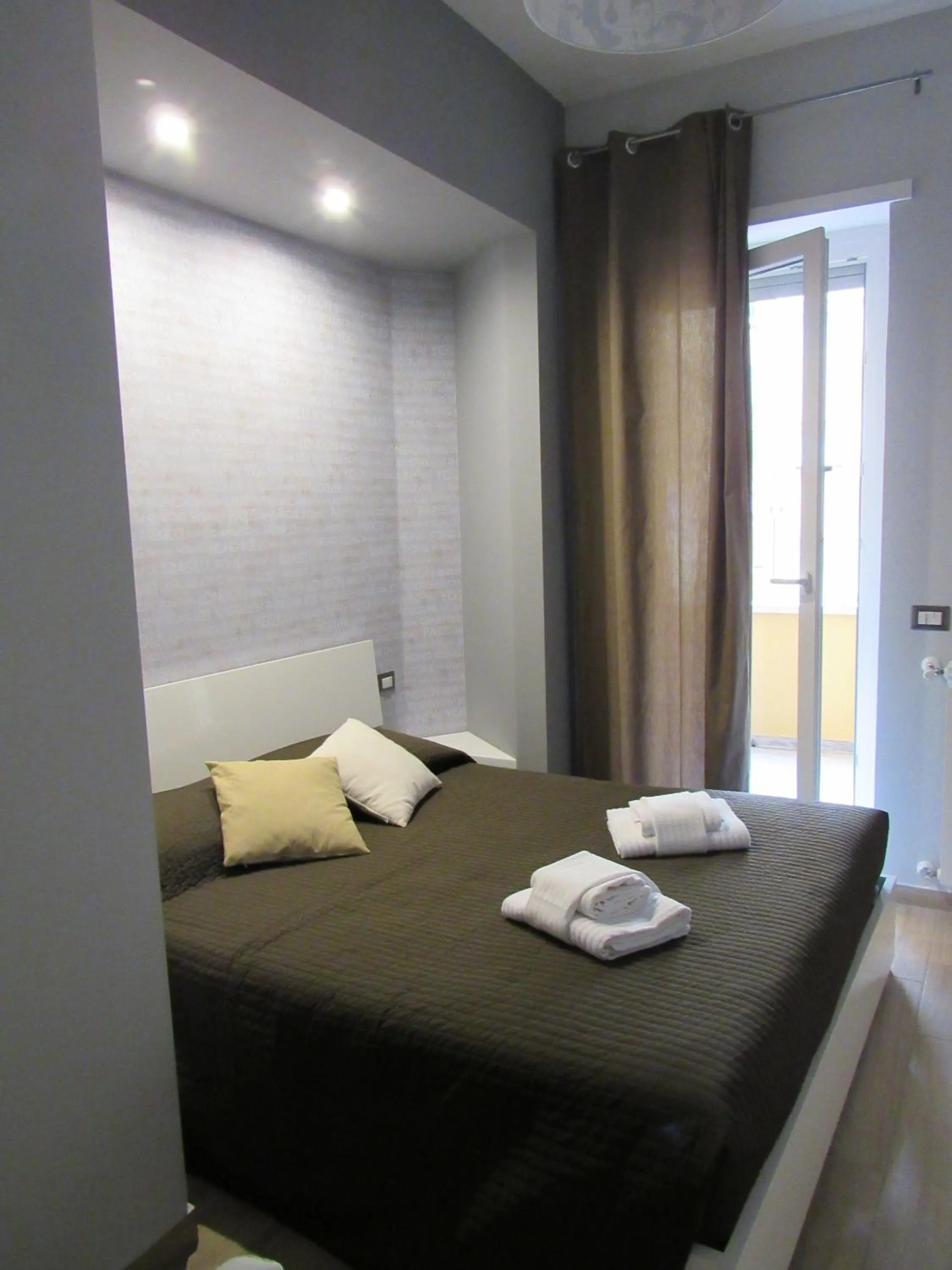 Staff, Bed in Pianeta Roma 127