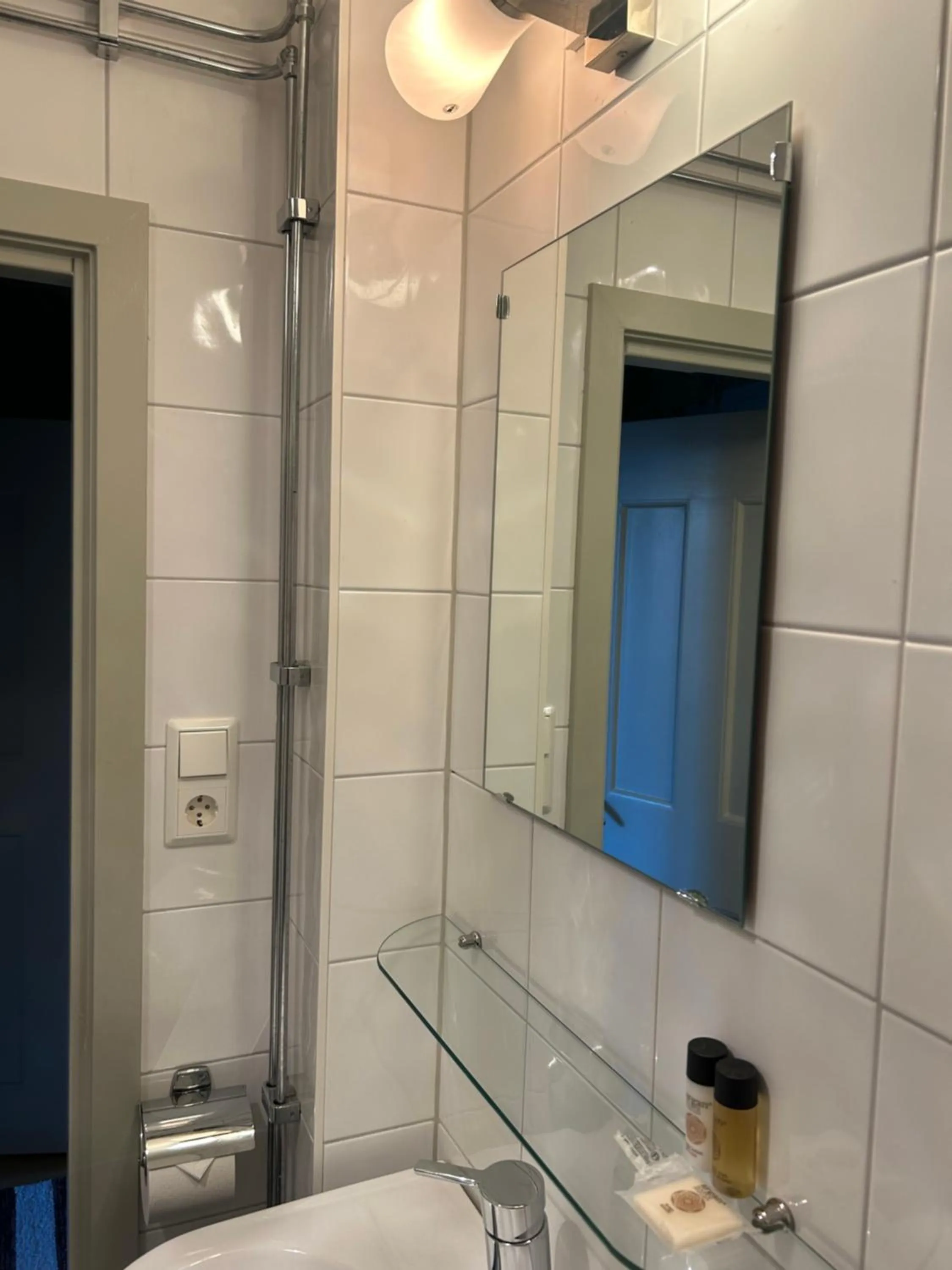 Bathroom in Wärdshuset Gammel Tammen Österbybruk