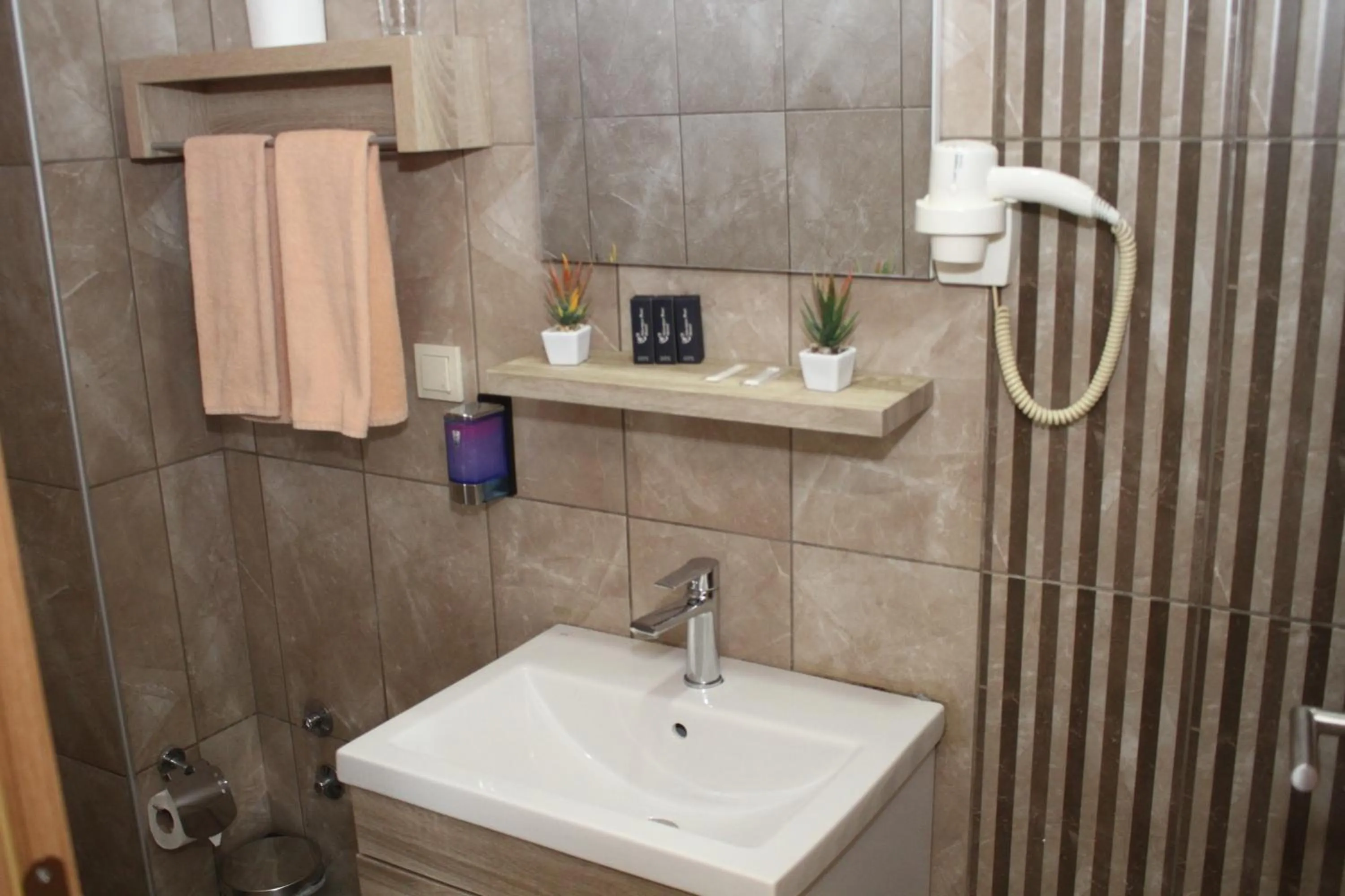 Bathroom in Niconya Port Suite&Hotel