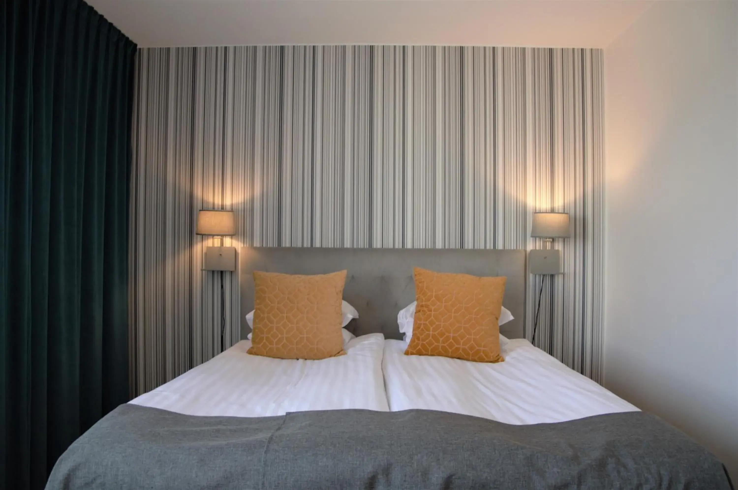 Standard Queen Room in Hotell Falköping, Sure Hotel Collection by Best Western Standard Queen Room in Hotell Falköping, Sure Hotel Collection by Best Western