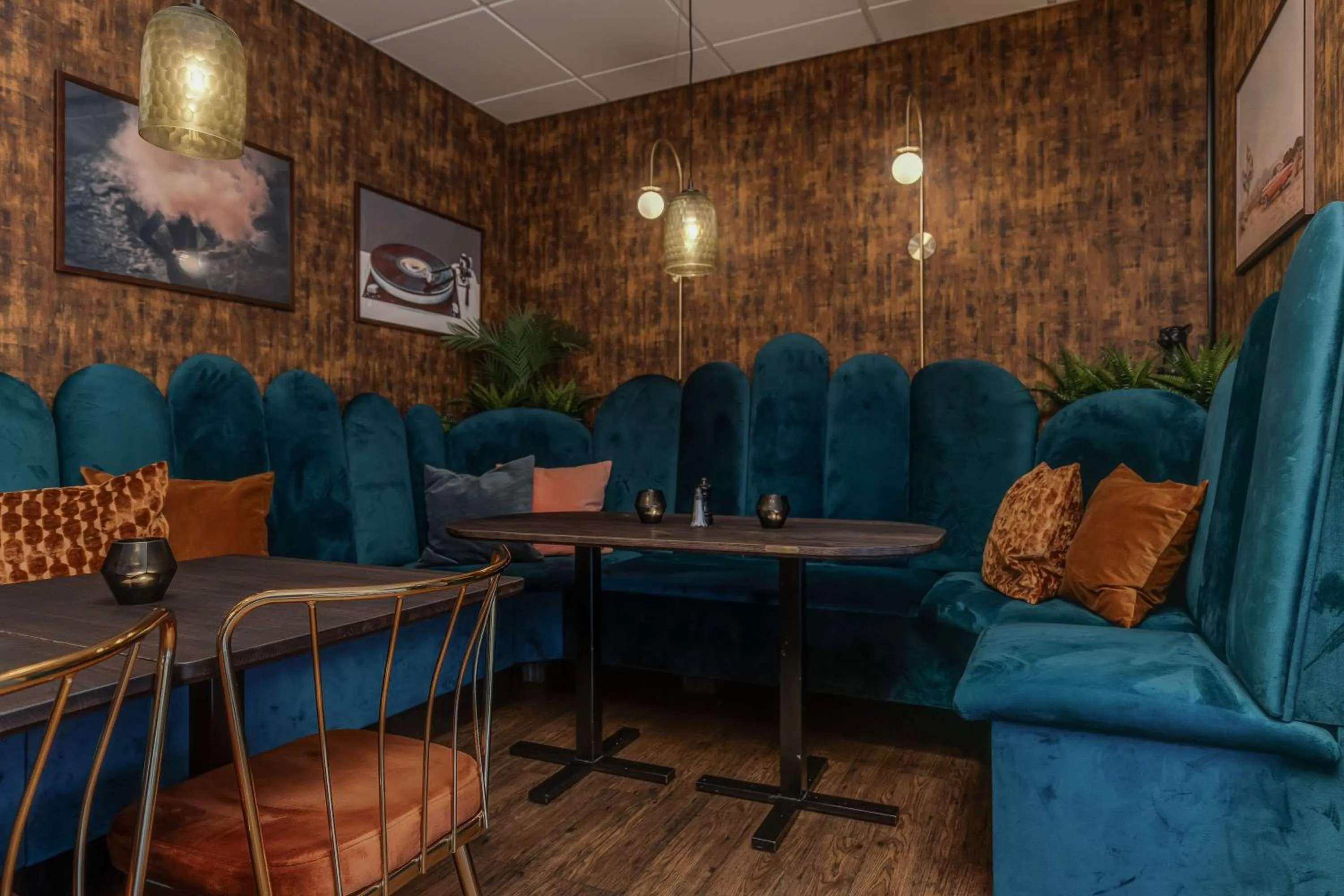 Restaurant/places to eat in Best Western Plus Grand Hotel Elektra