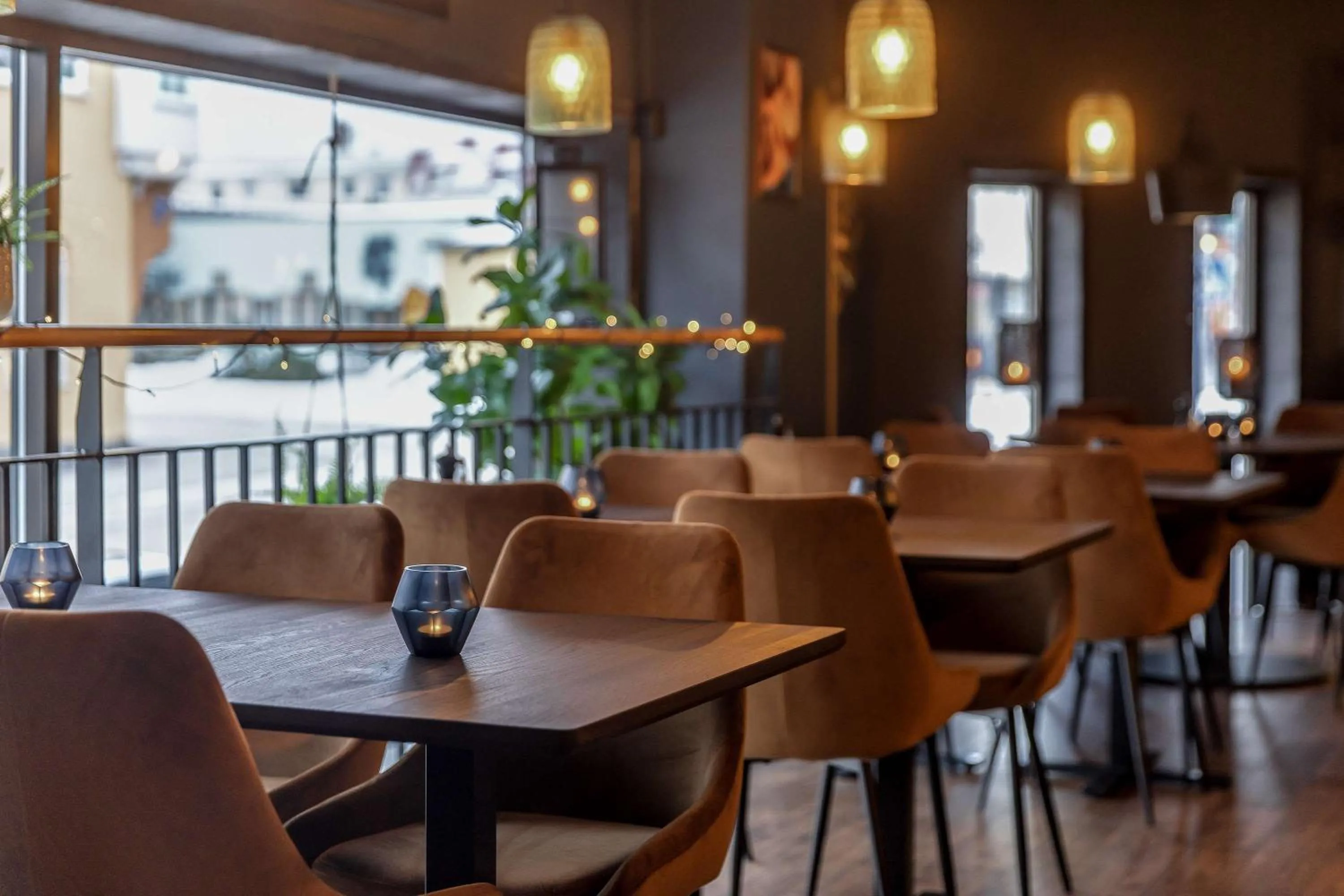 Restaurant/places to eat in Best Western Plus Grand Hotel Elektra