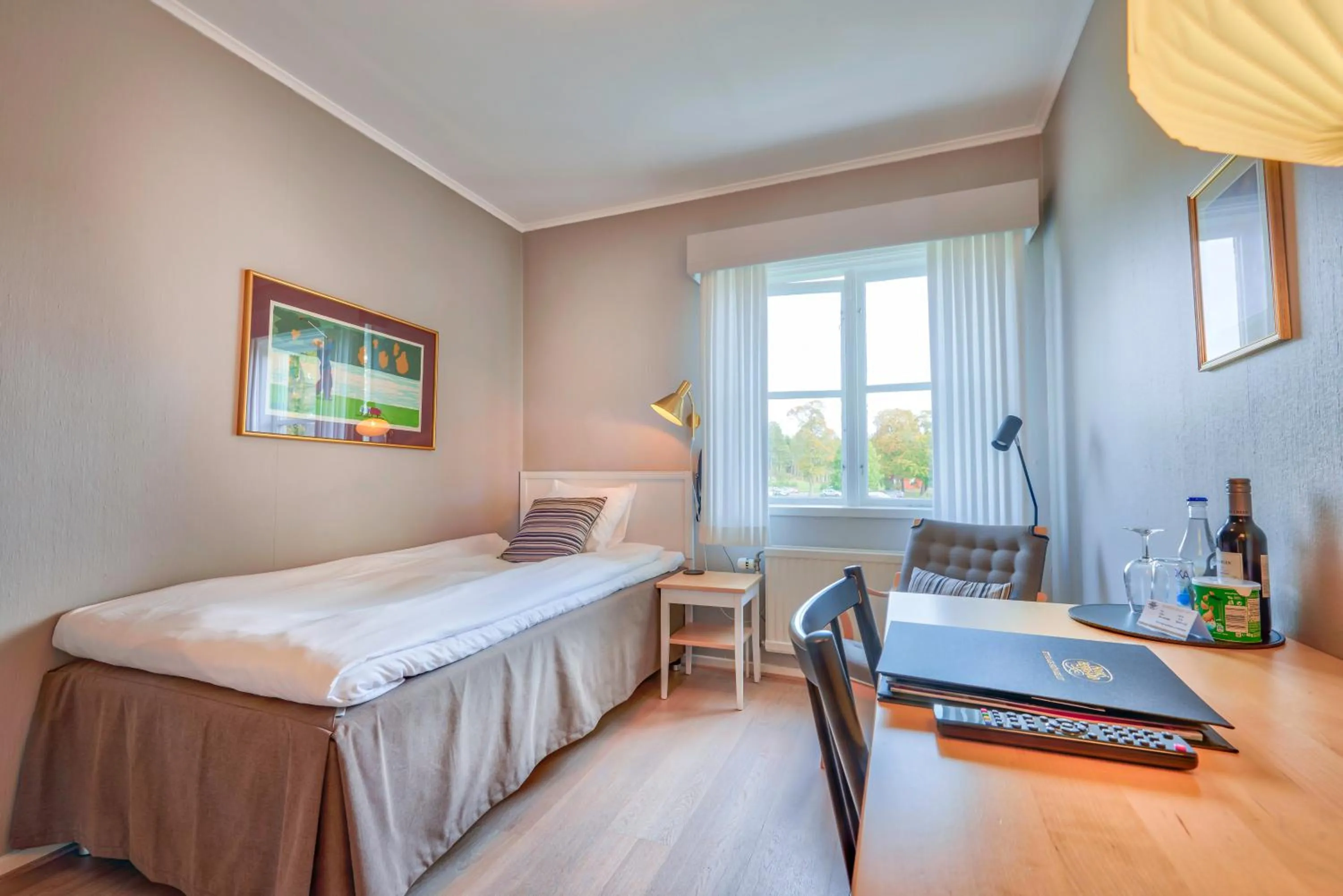 Property building, Bed in Hooks Herrgård