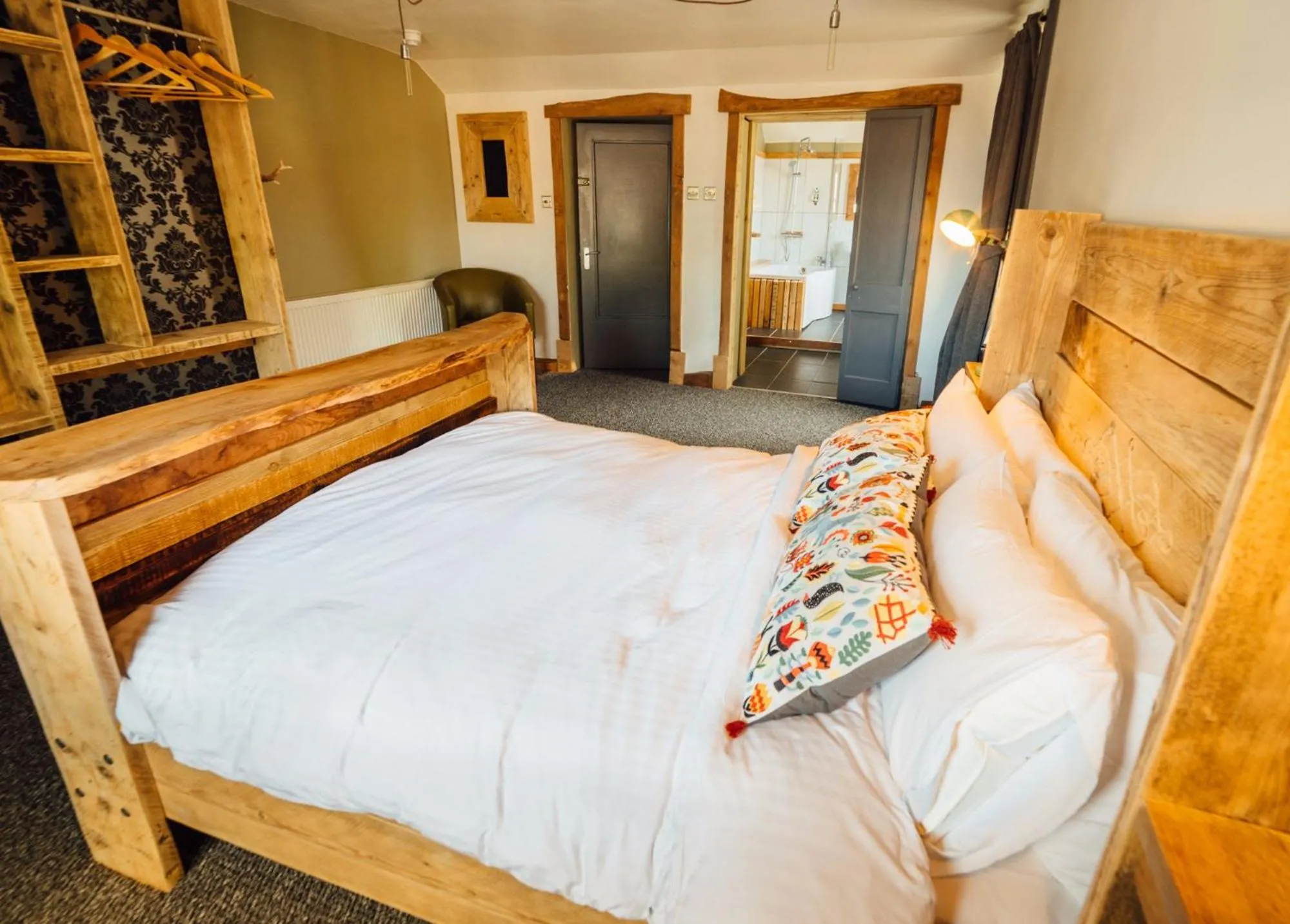 Photo of the whole room, Bed in The Inn at Kippen