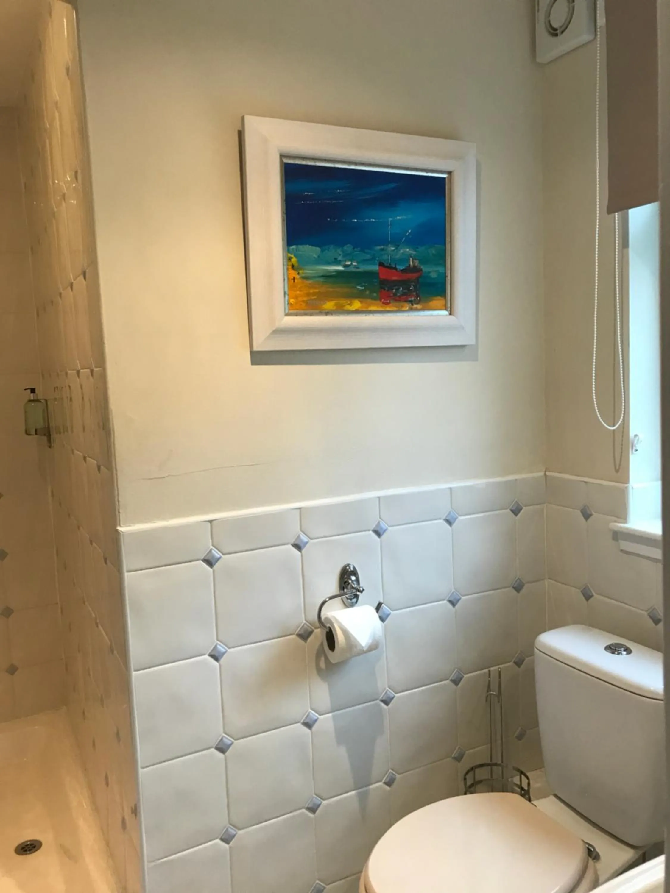 Toilet in The Inn at Kippen