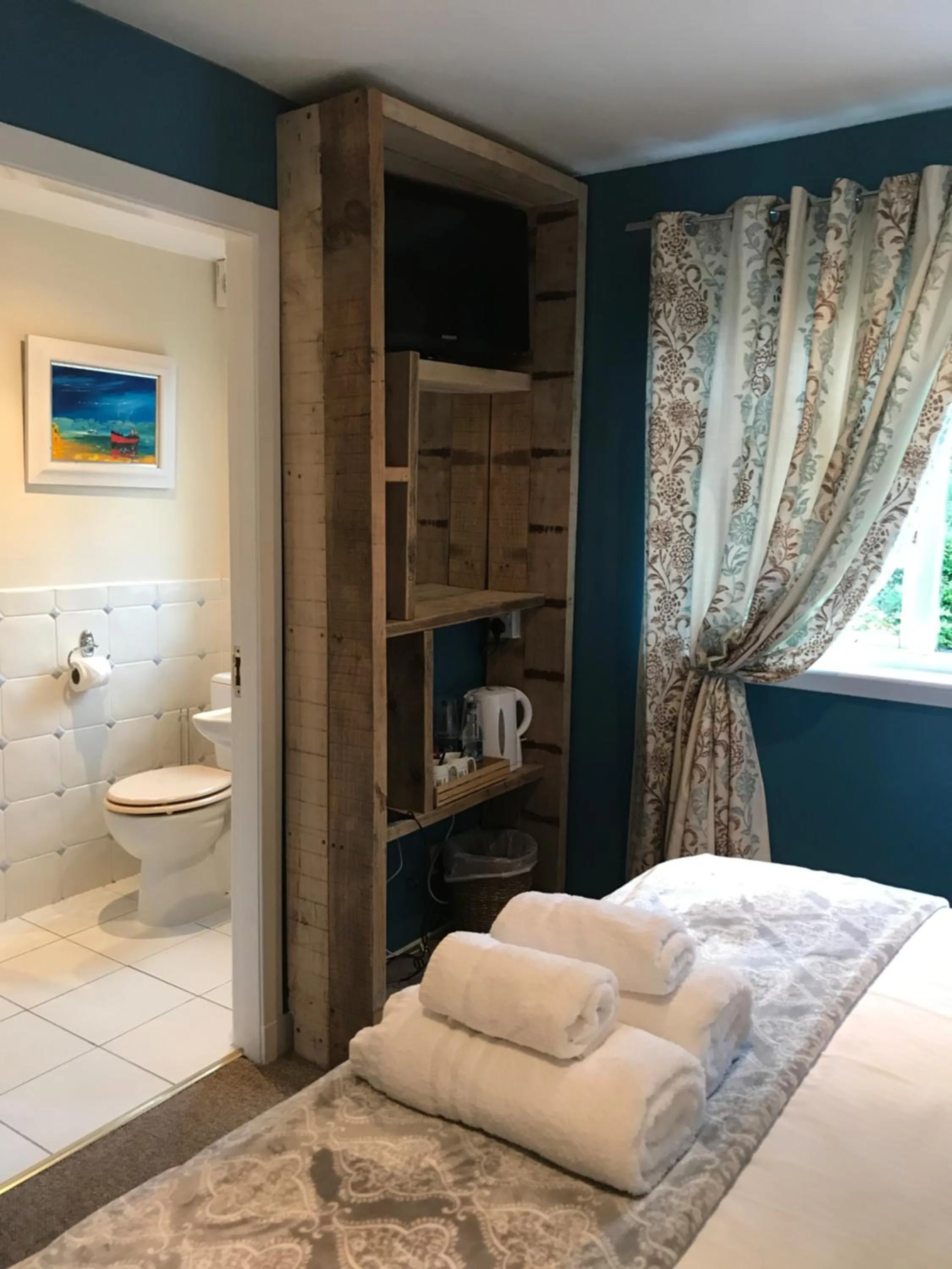 Bedroom, Bed in The Inn at Kippen