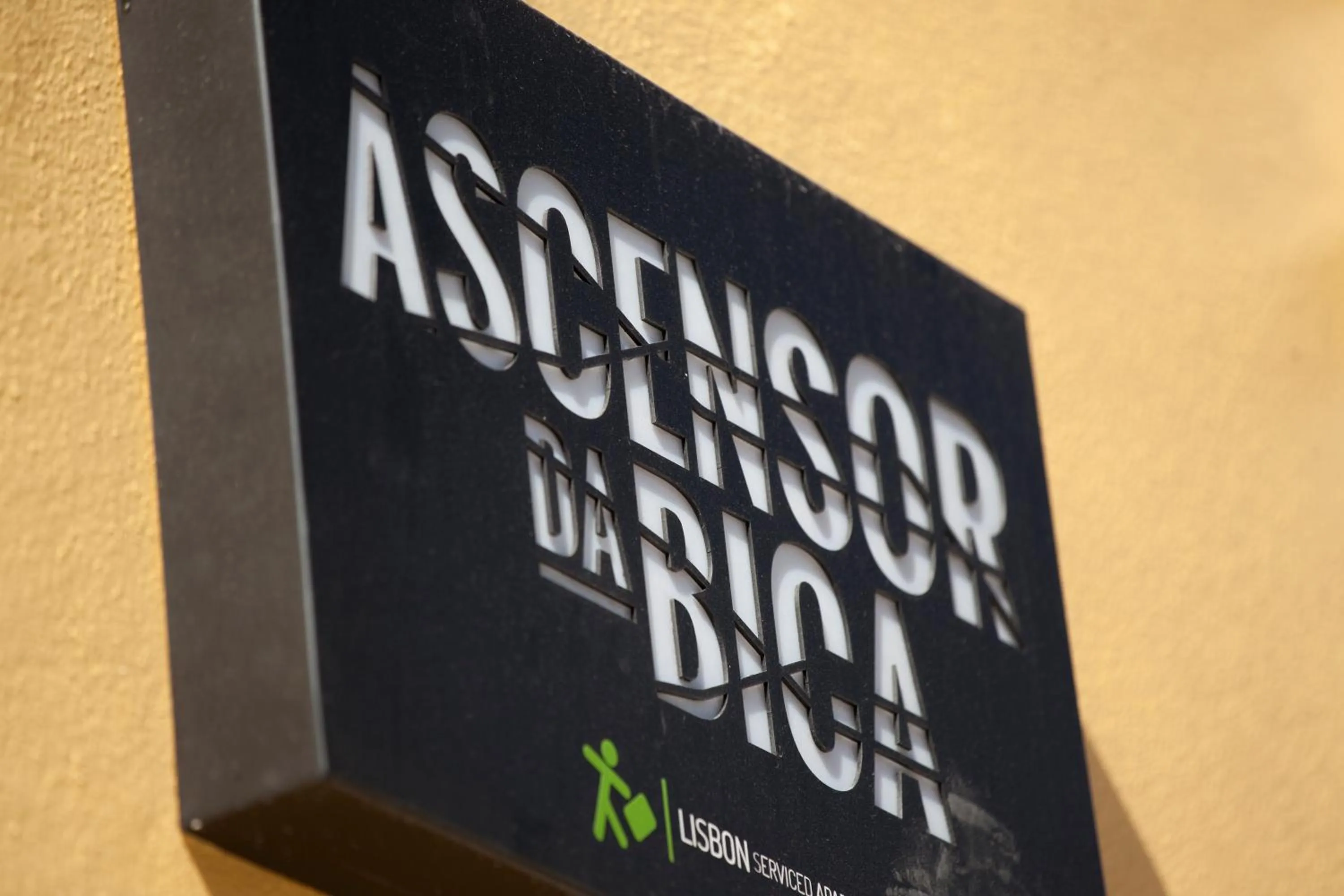 Facade/entrance in Ascensor da Bica - Lisbon Serviced Apartments