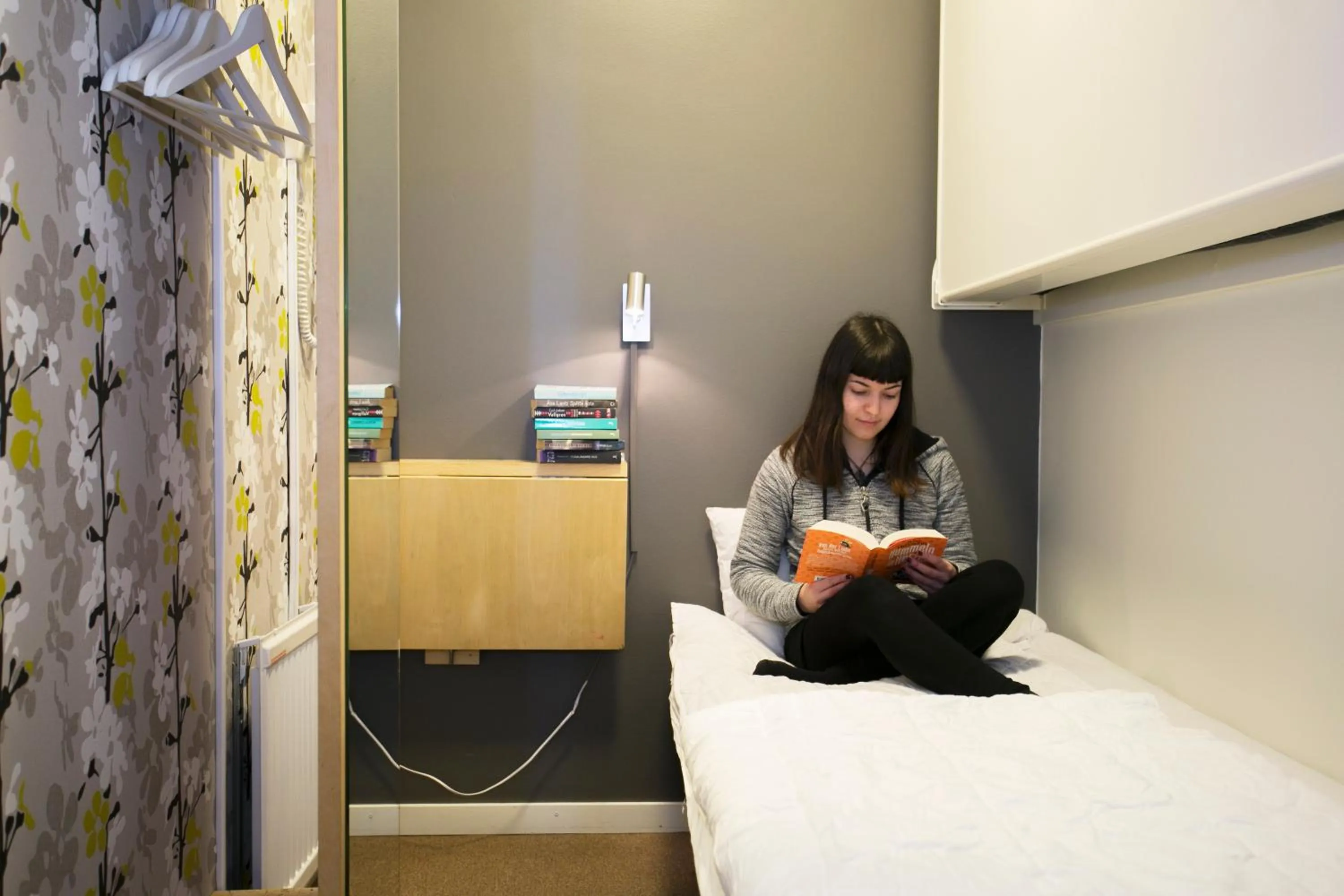 Photo of the whole room, Bed in Slottsskogens Hostel