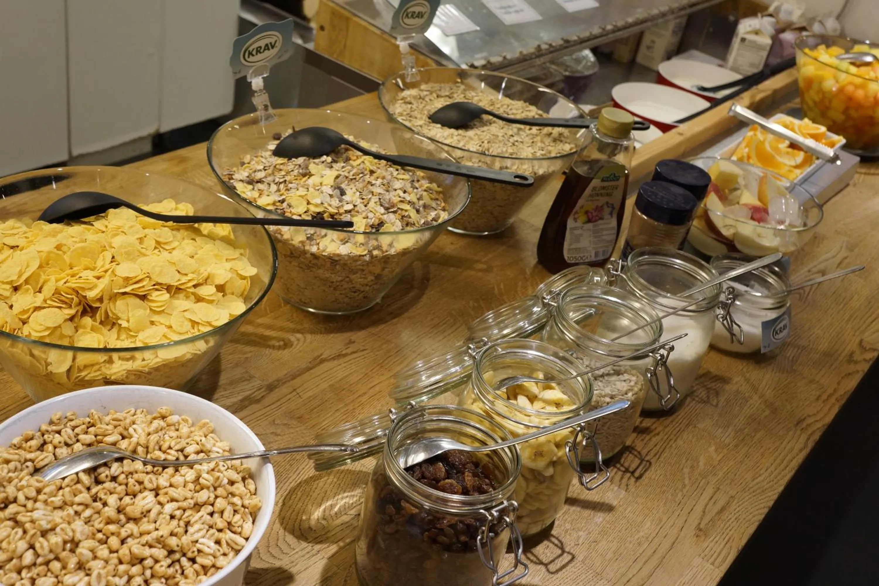 Buffet breakfast in Slottsskogens Hostel