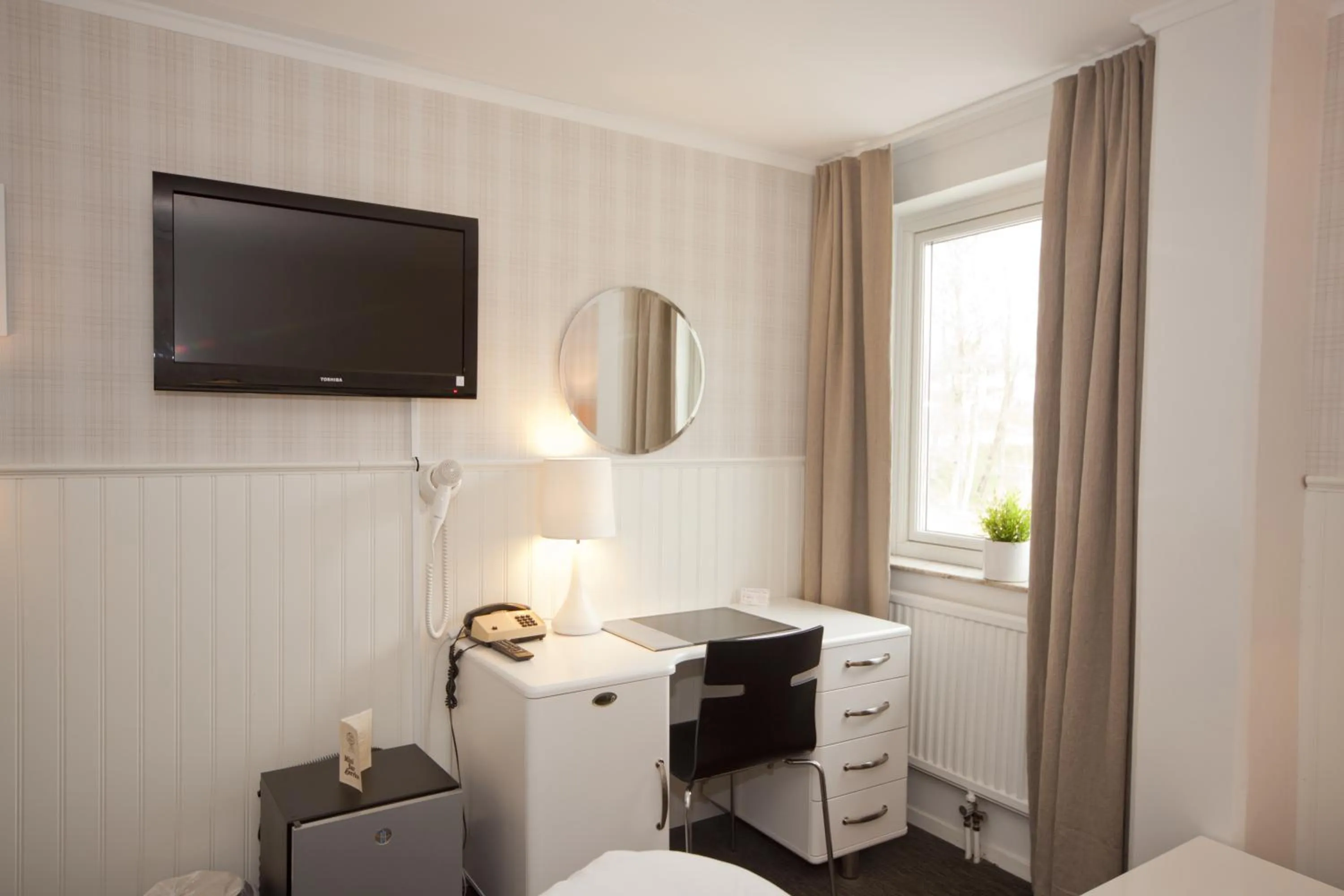 TV and multimedia, Bed in Lages Motel